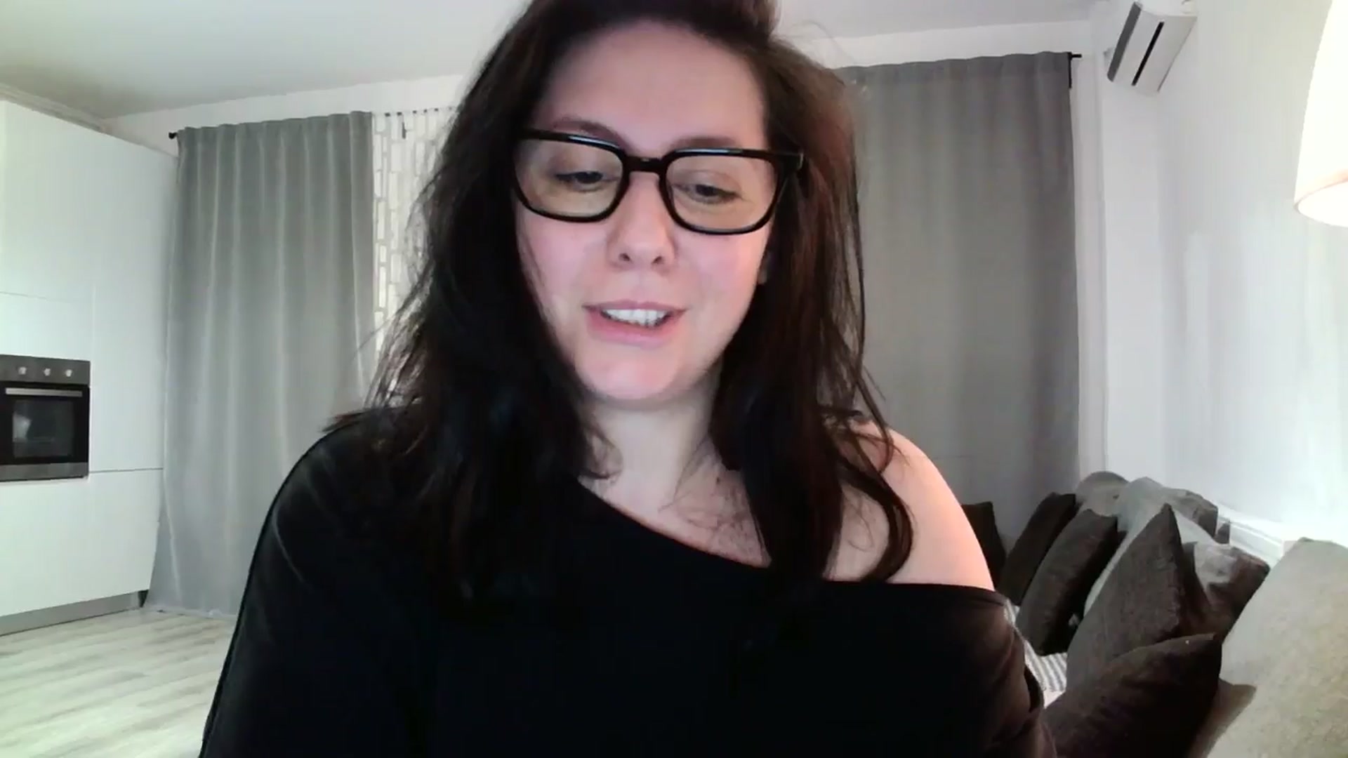 Gallery image thumbnail from SILKYWOMAN's myfreecams stream on, 05/04/2024, 19:13 image 20 of 20