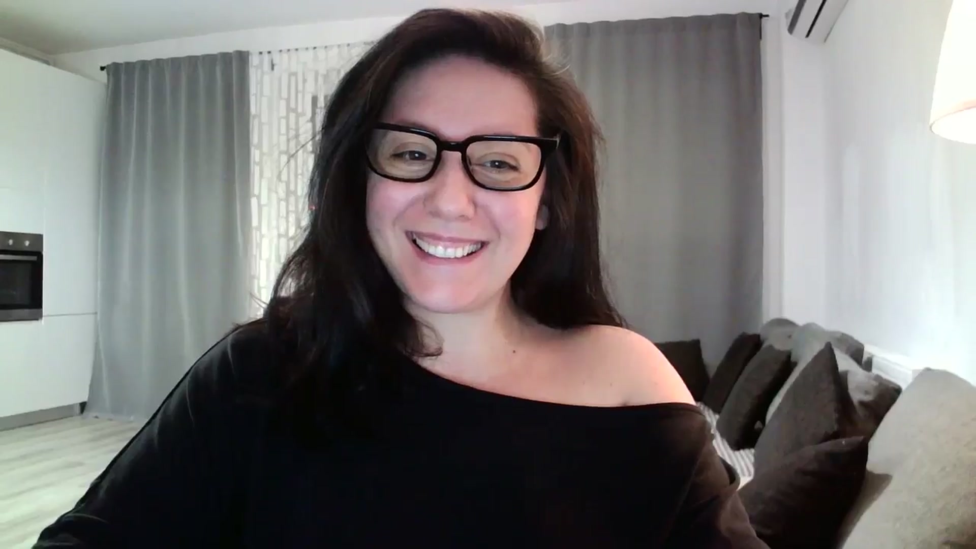Gallery image thumbnail from SILKYWOMAN's myfreecams stream on, 05/04/2024, 19:13 image 16 of 20
