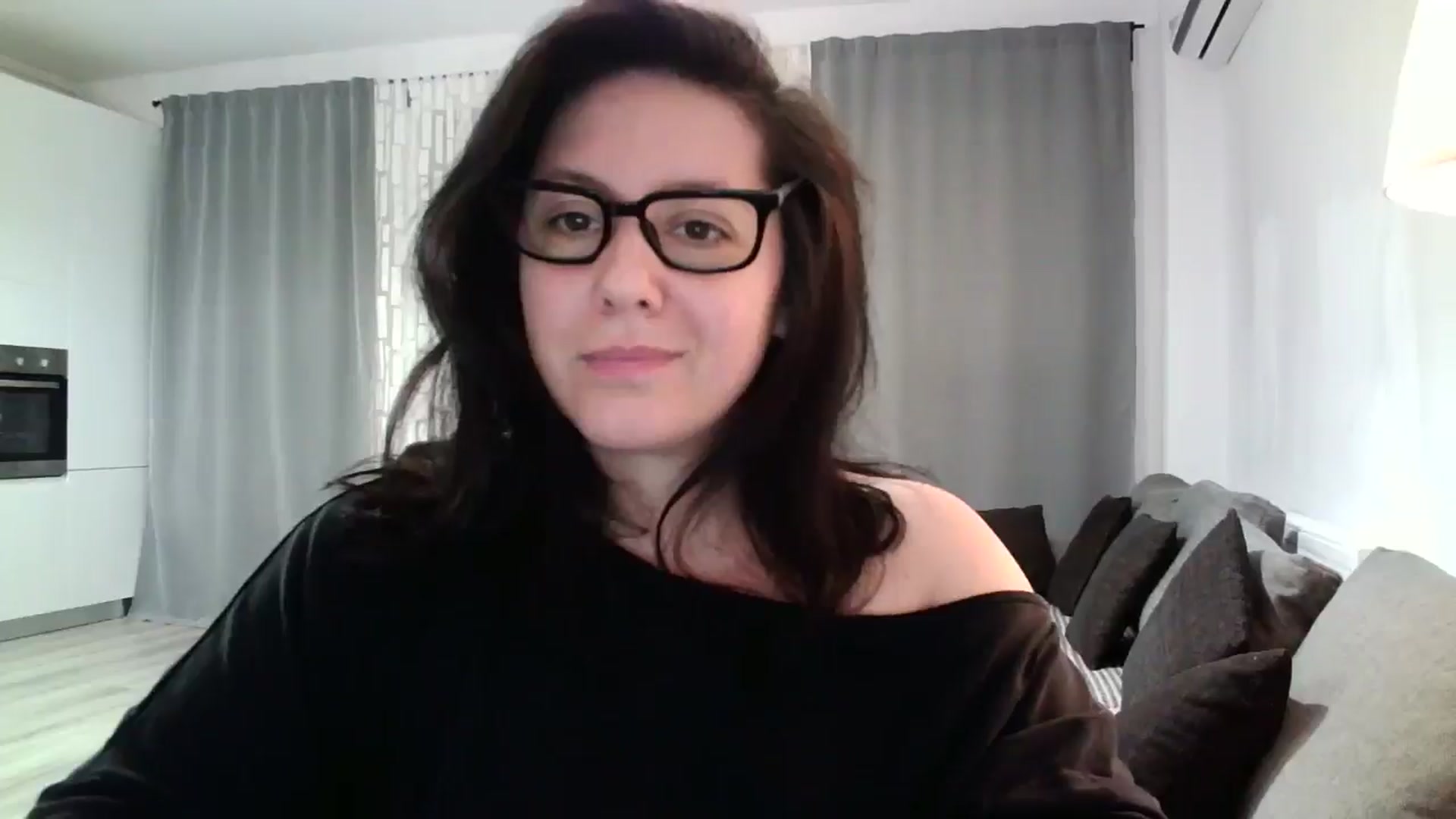 Gallery image thumbnail from SILKYWOMAN's myfreecams stream on, 05/04/2024, 19:13 image 15 of 20