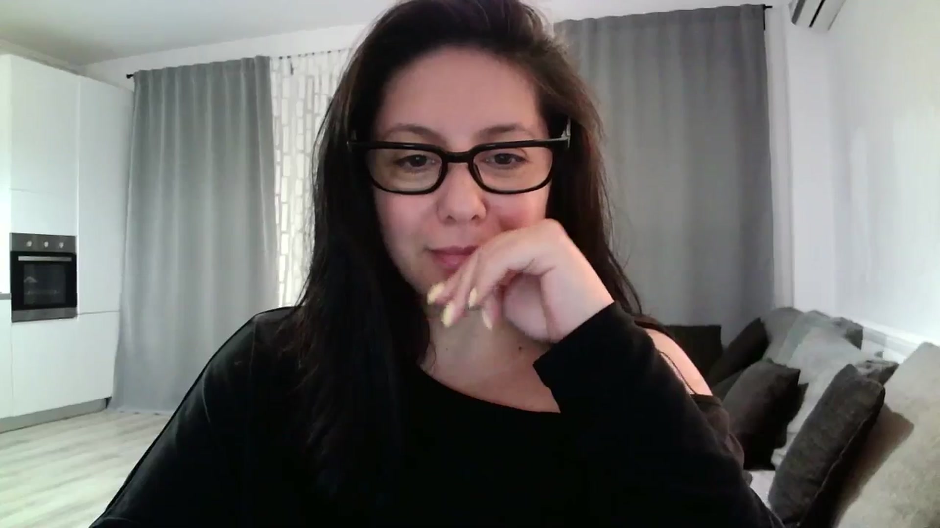 Gallery image thumbnail from SILKYWOMAN's myfreecams stream on, 05/08/2024, 19:24 image 12 of 20