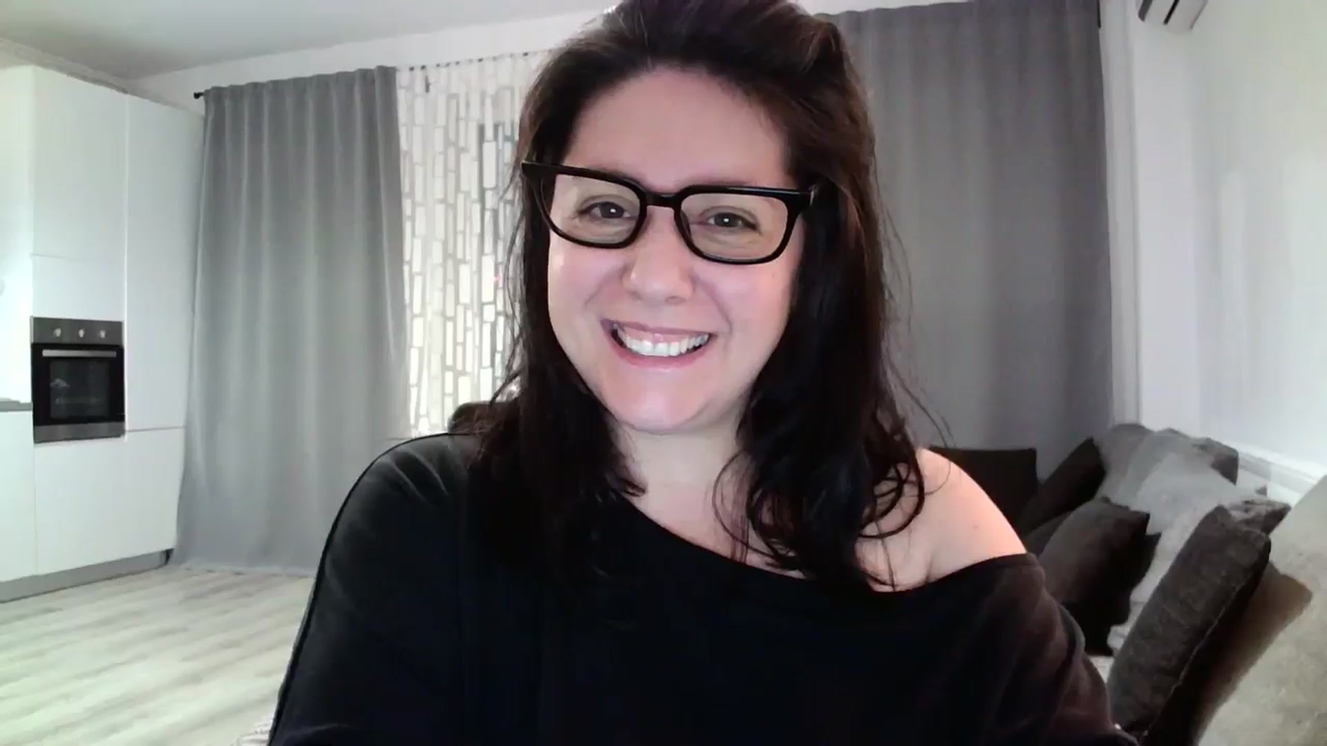 Gallery image thumbnail from SILKYWOMAN's myfreecams stream on, 05/08/2024, 19:24 image 5 of 20