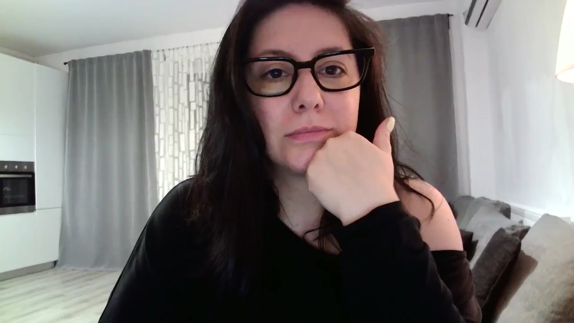 Gallery image thumbnail from SILKYWOMAN's myfreecams stream on, 05/08/2024, 20:03 image 15 of 20