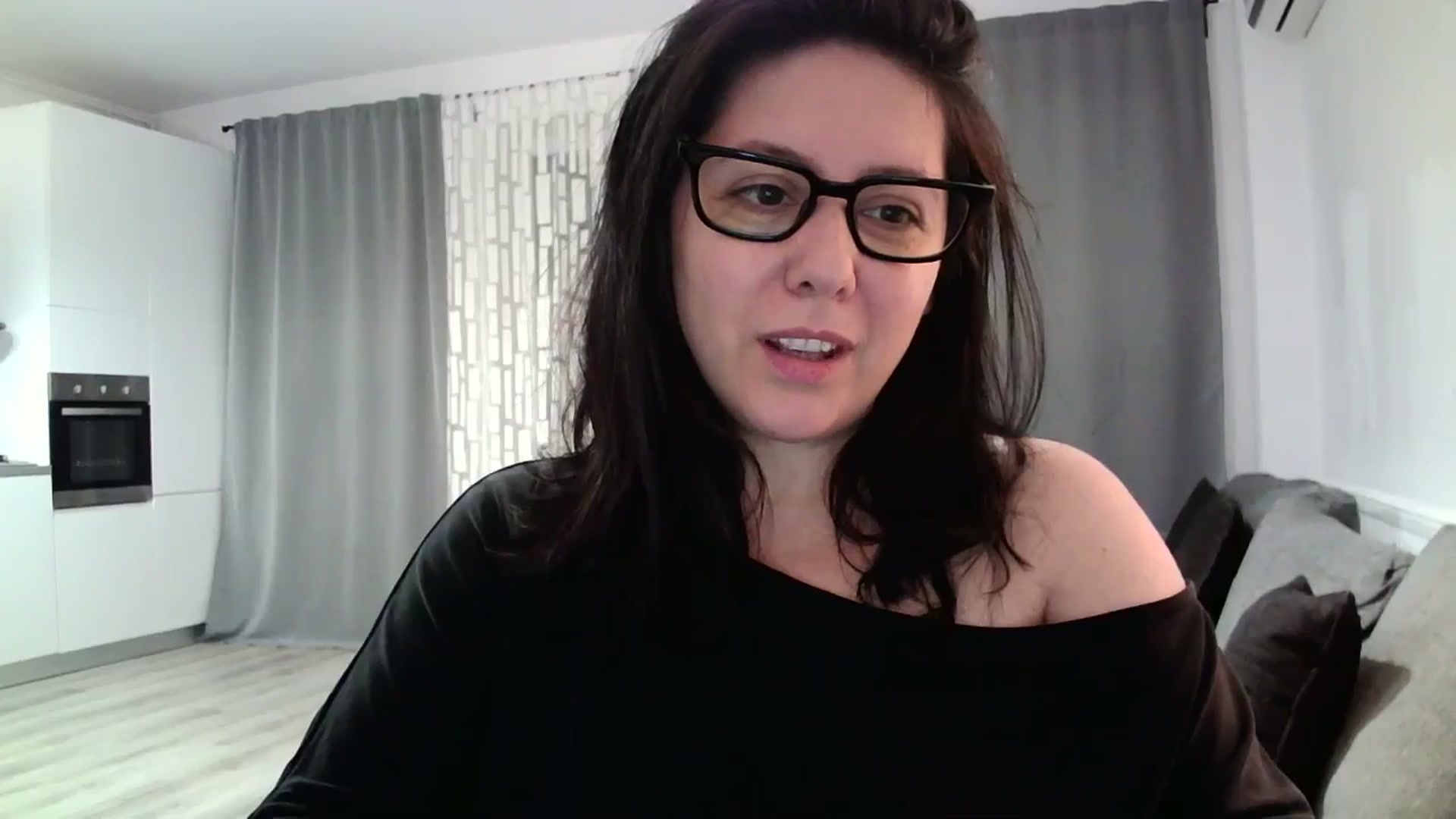 Gallery image thumbnail from SILKYWOMAN's myfreecams stream on, 05/10/2024, 19:18 image 13 of 20