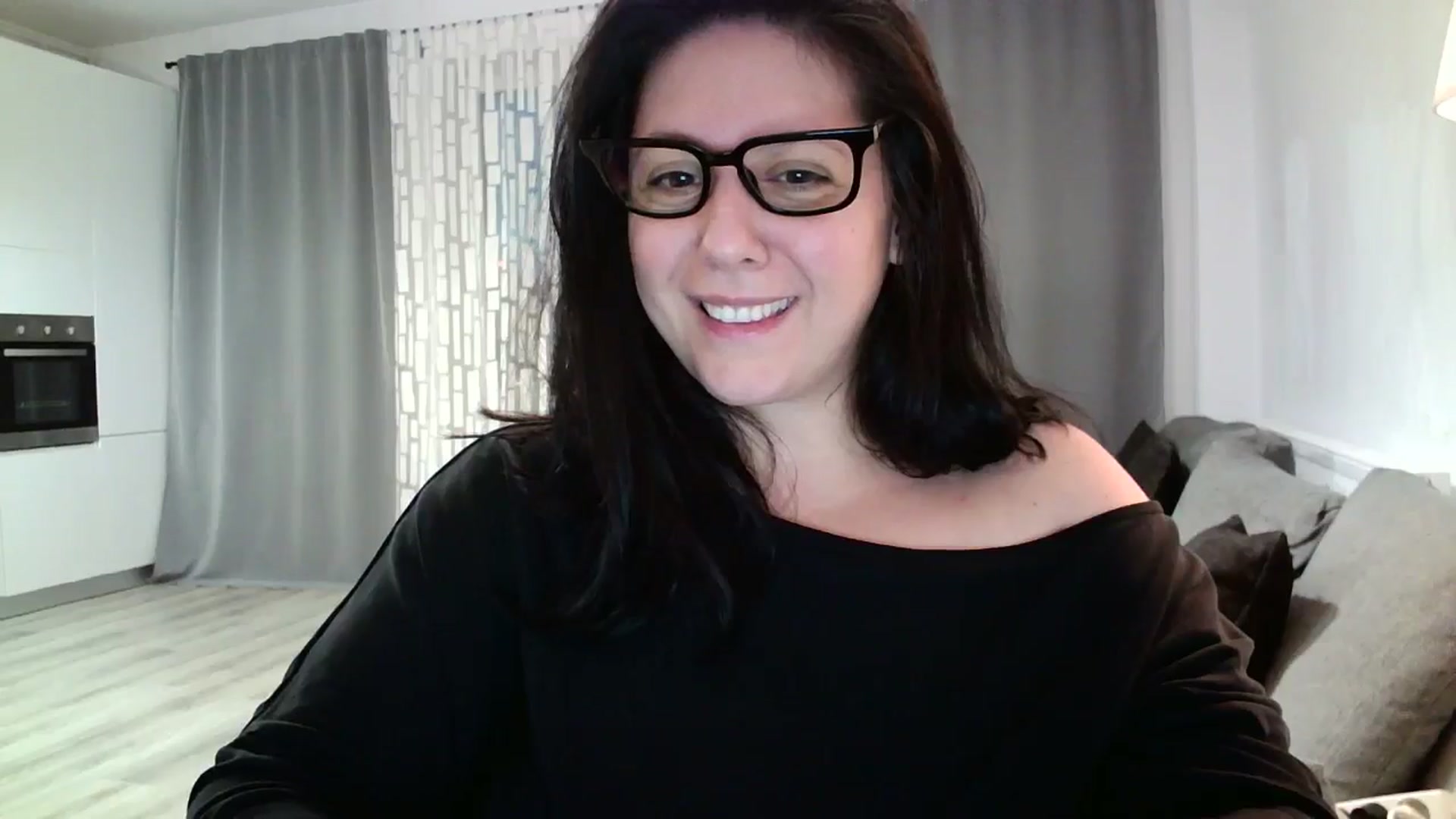 Gallery image thumbnail from SILKYWOMAN's myfreecams stream on, 05/10/2024, 19:18 image 4 of 20