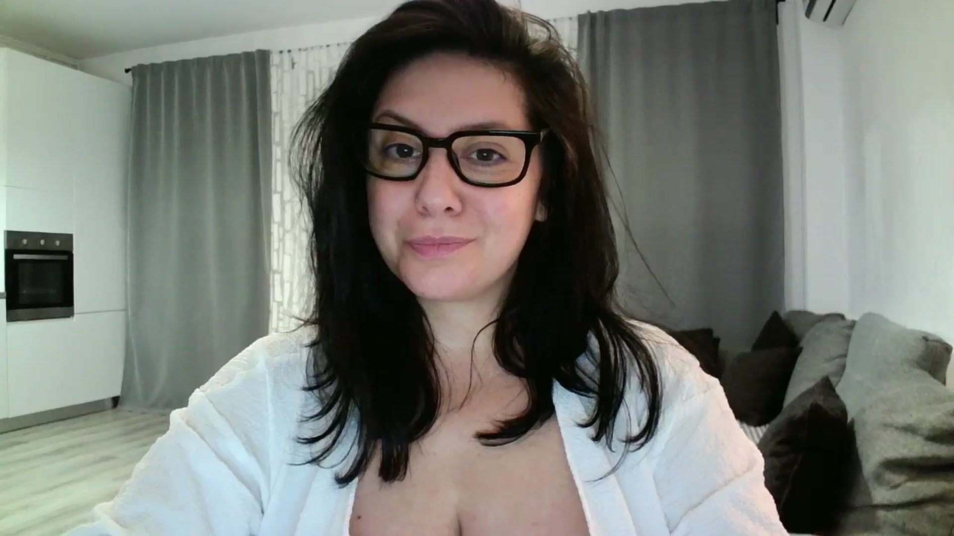Gallery image thumbnail from SILKYWOMAN's myfreecams stream on, 05/14/2024, 20:01 image 11 of 20
