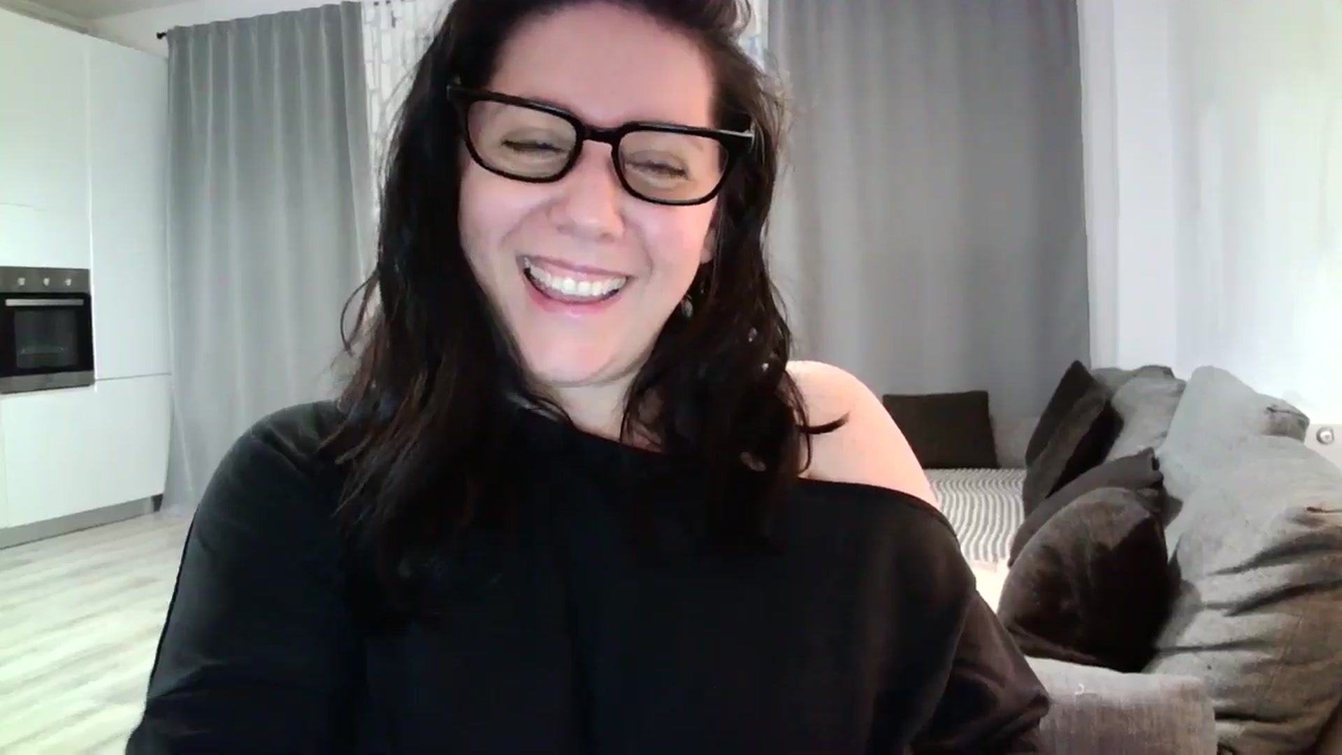Gallery image thumbnail from SILKYWOMAN's myfreecams stream on, 05/22/2024, 18:49 image 10 of 20