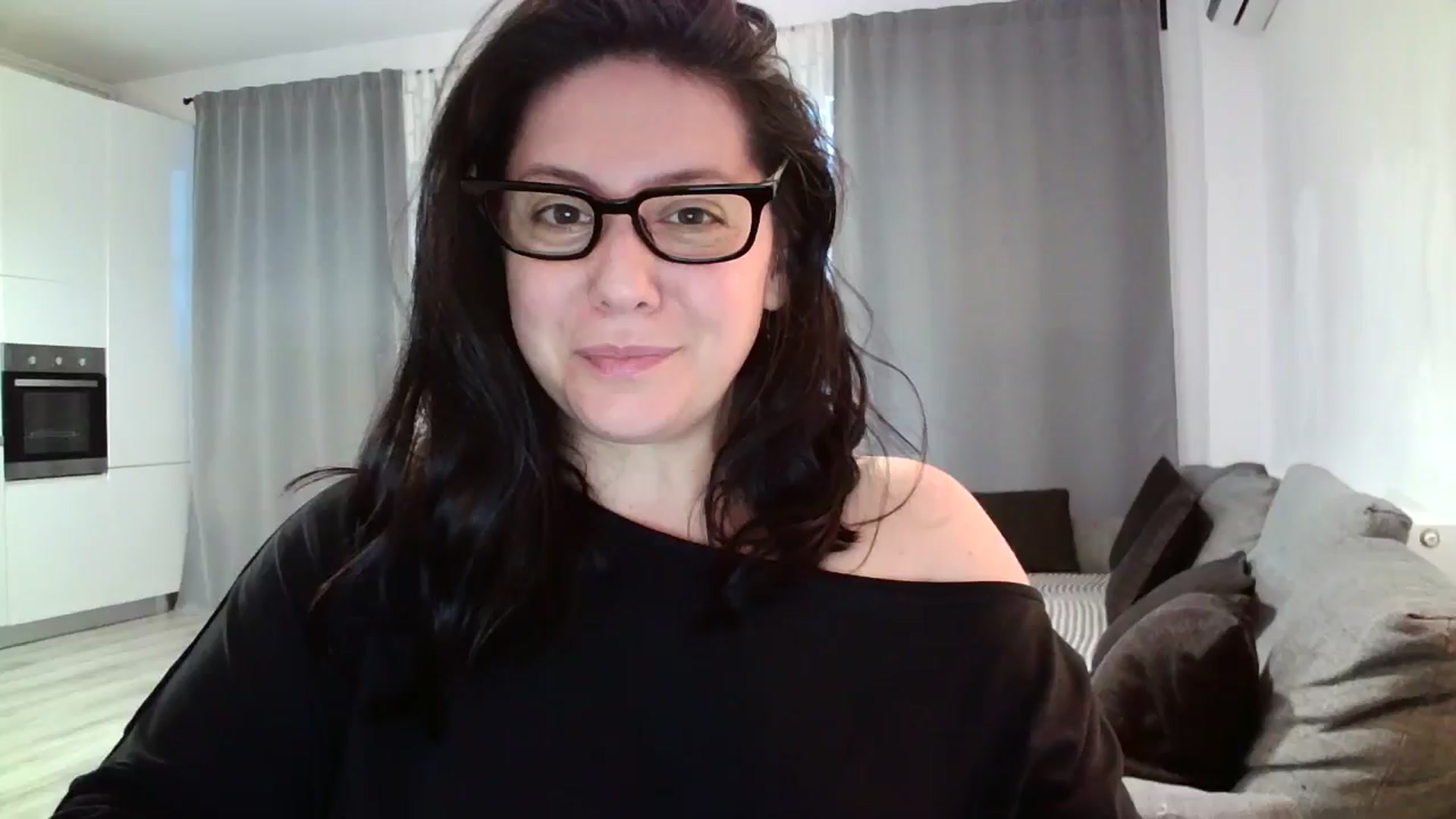 Gallery image thumbnail from SILKYWOMAN's myfreecams stream on, 05/22/2024, 18:49 image 1 of 20