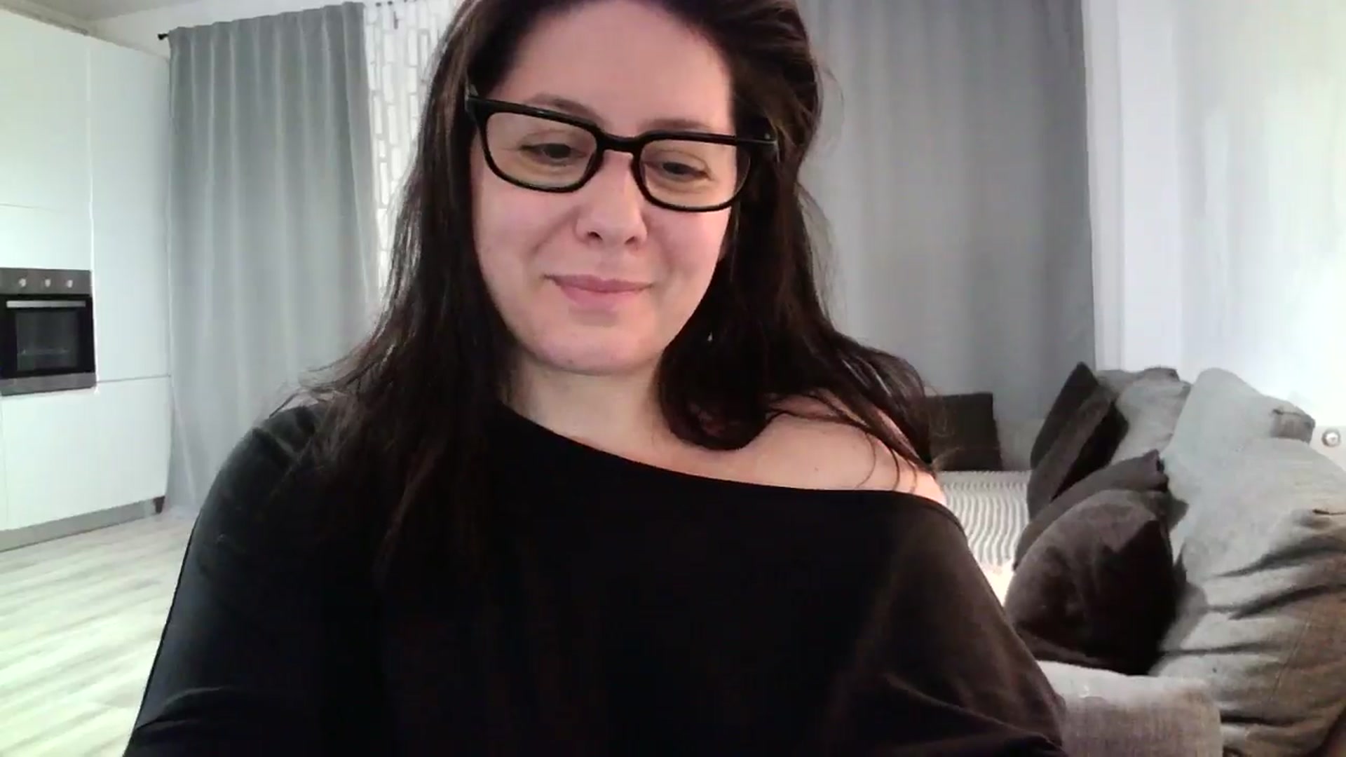Gallery image thumbnail from SILKYWOMAN's myfreecams stream on, 05/22/2024, 18:49 image 14 of 20
