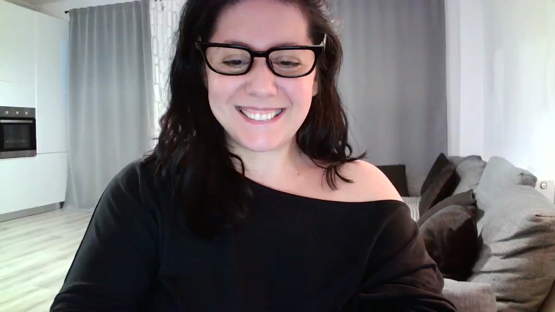 Gallery image thumbnail from SILKYWOMAN's myfreecams stream on, 05/22/2024, 18:49 image 4 of 20