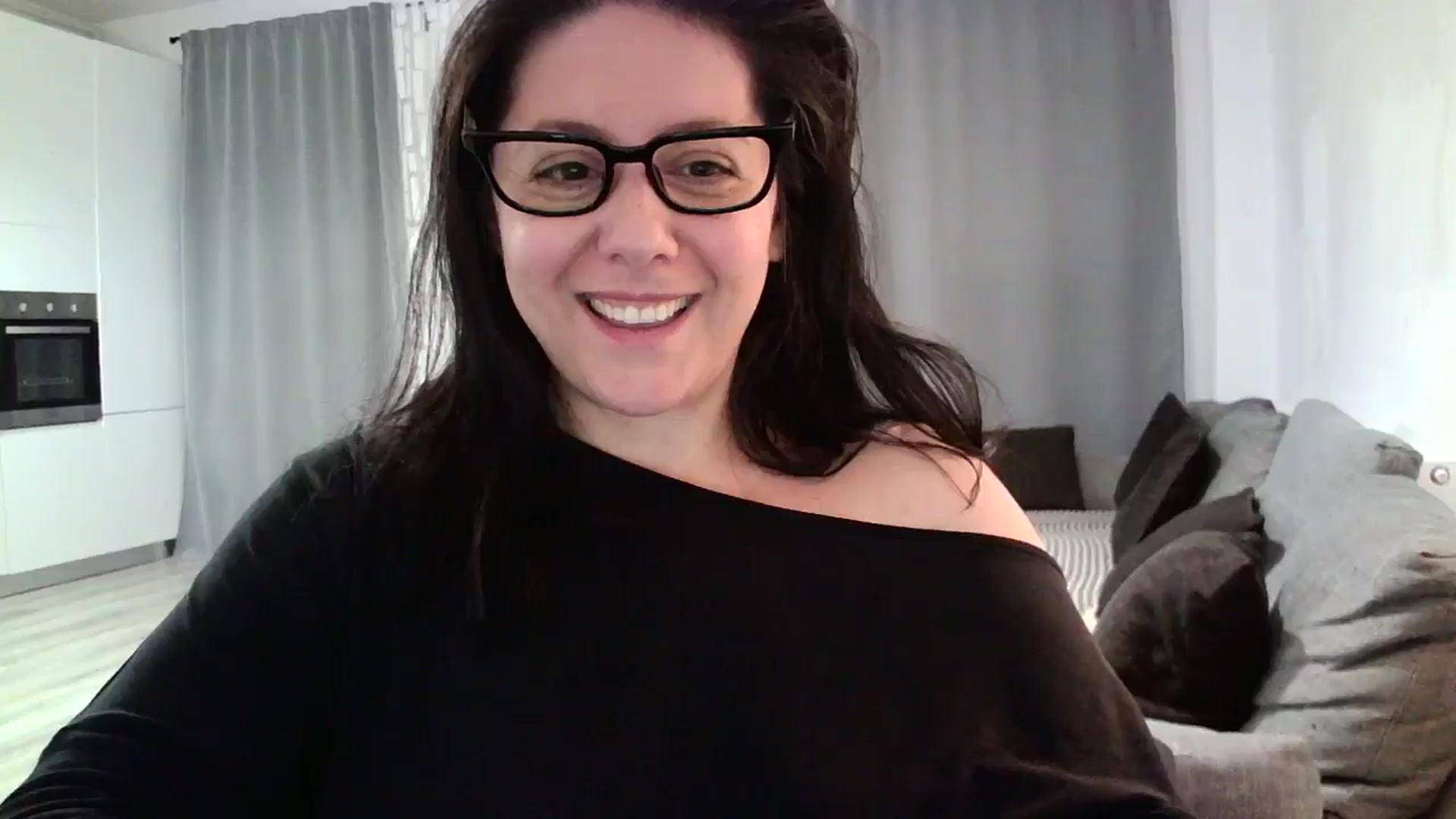 Gallery image thumbnail from SILKYWOMAN's myfreecams stream on, 05/22/2024, 18:49 image 13 of 20