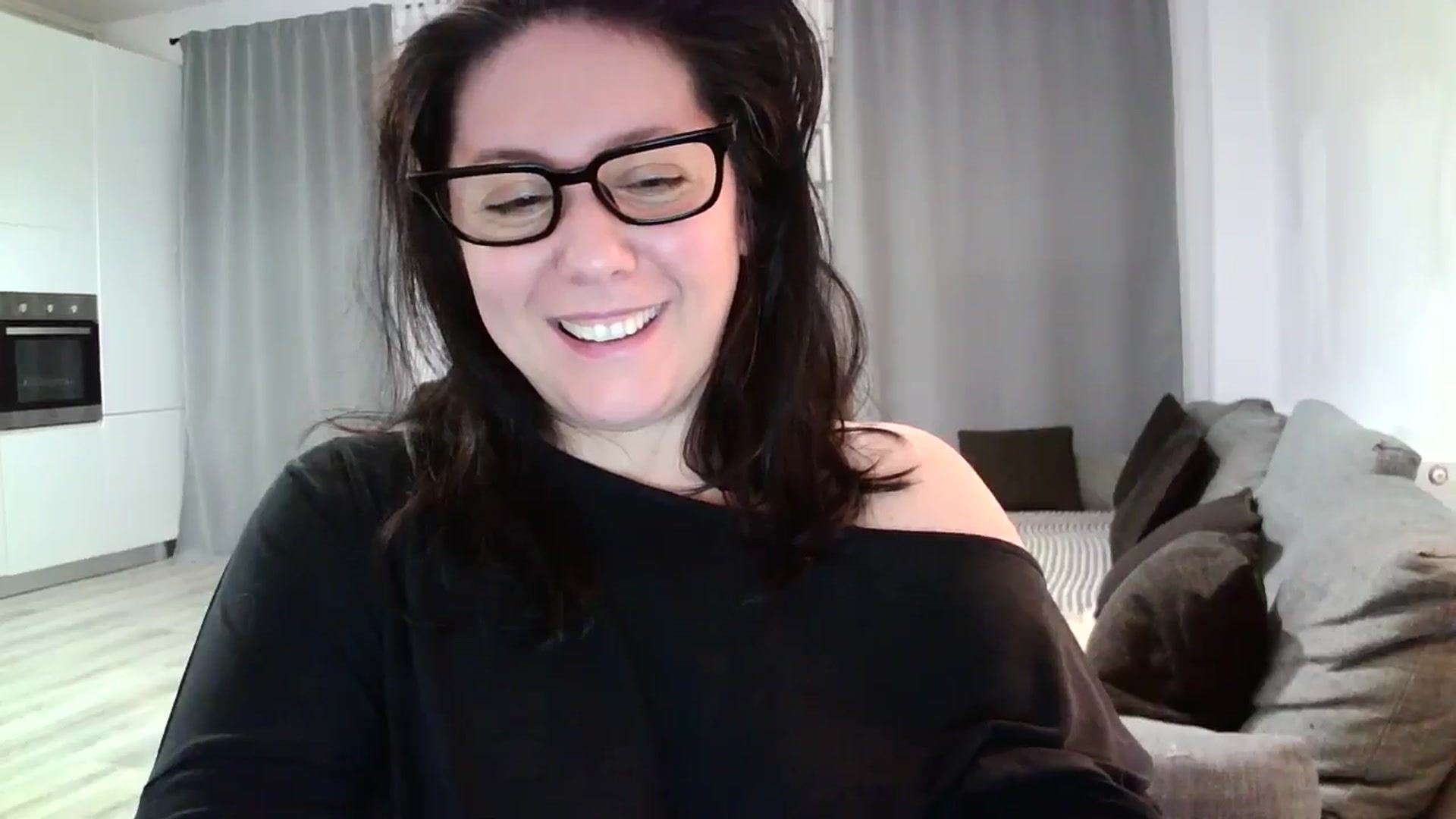 Gallery image thumbnail from SILKYWOMAN's myfreecams stream on, 05/22/2024, 18:49 image 18 of 20