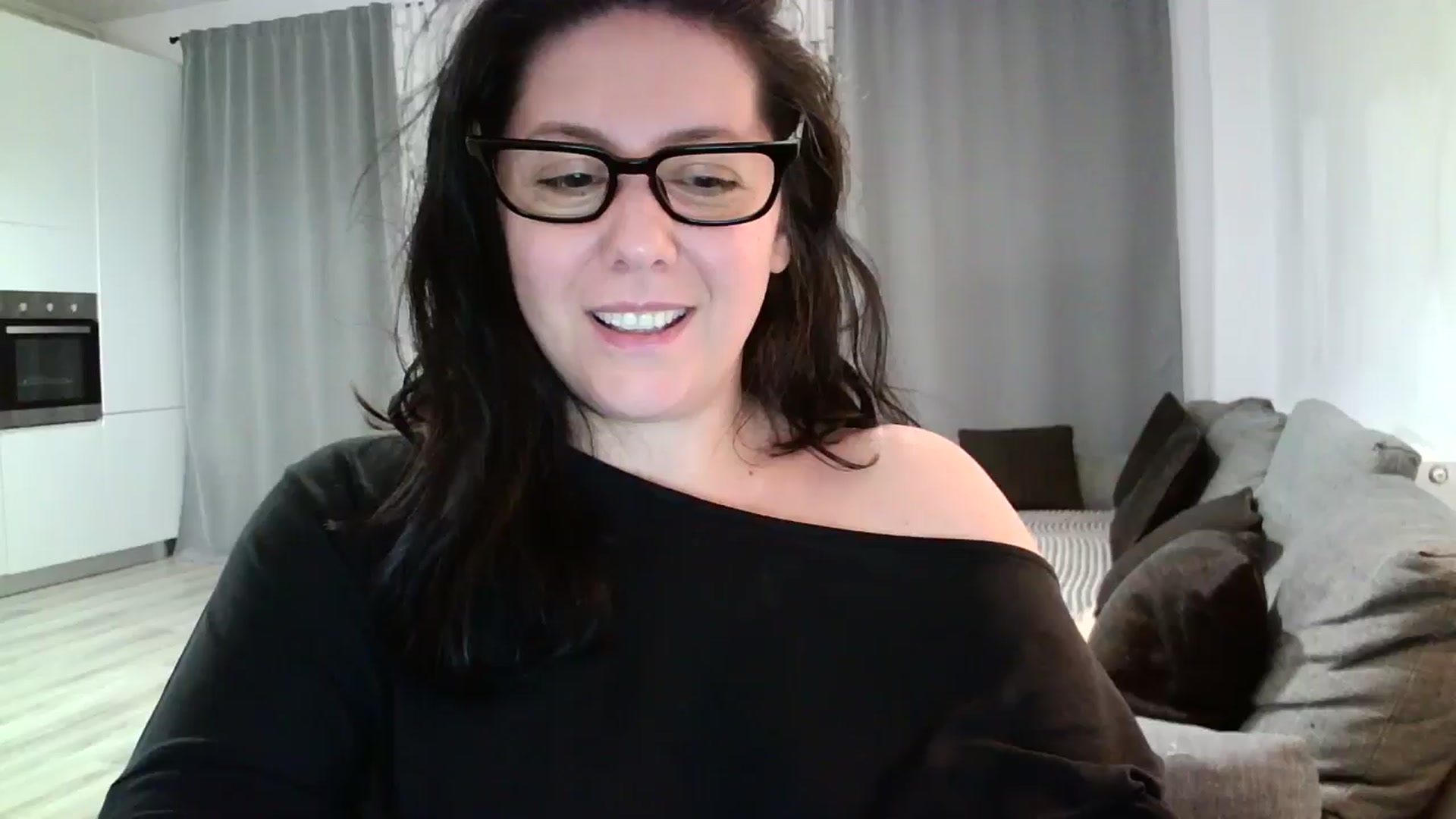 Gallery image thumbnail from SILKYWOMAN's myfreecams stream on, 05/22/2024, 18:49 image 19 of 20