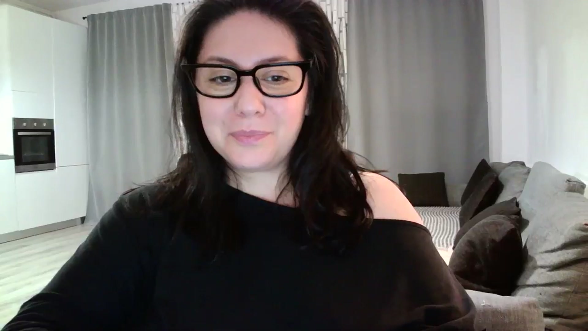 Gallery image thumbnail from SILKYWOMAN's myfreecams stream on, 05/22/2024, 20:15 image 4 of 20