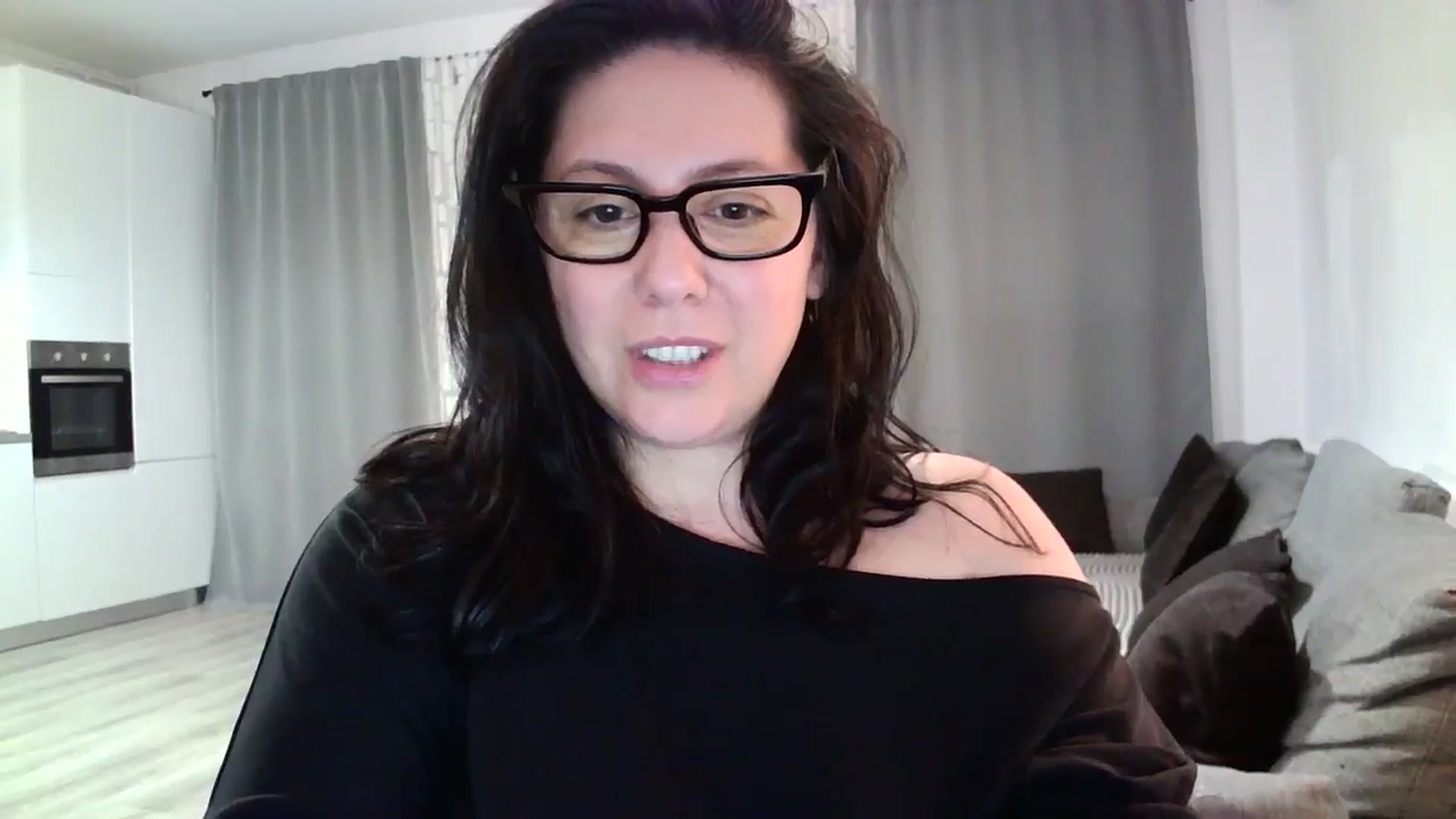 Gallery image thumbnail from SILKYWOMAN's myfreecams stream on, 05/22/2024, 20:15 image 11 of 20