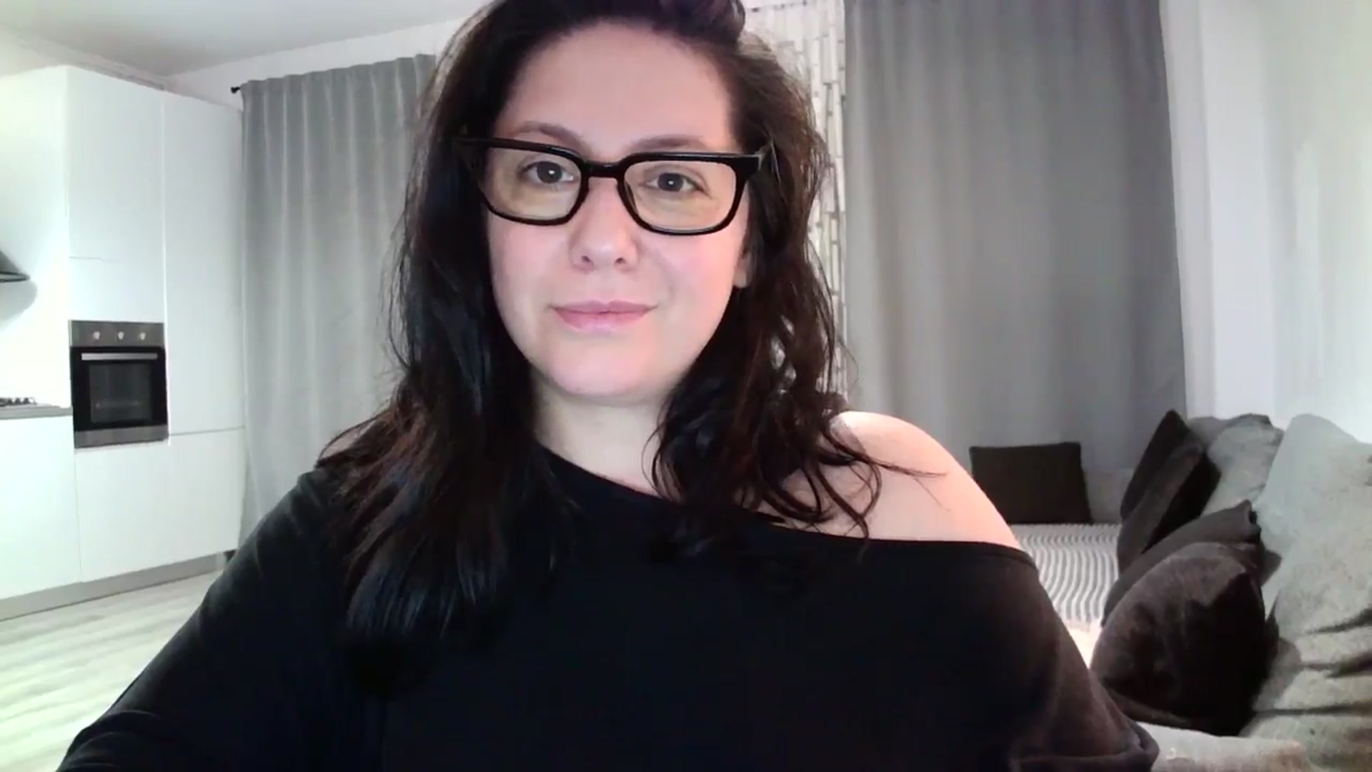 Gallery image thumbnail from SILKYWOMAN's myfreecams stream on, 05/22/2024, 20:15 image 10 of 20