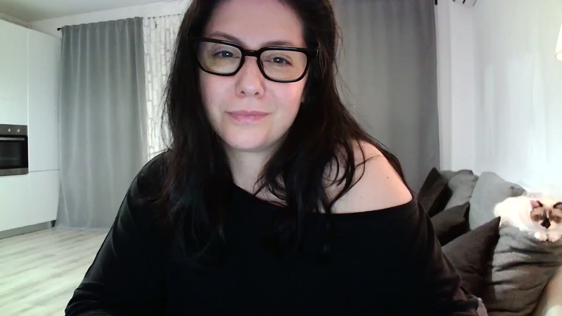 Gallery image thumbnail from SILKYWOMAN's myfreecams stream on, 05/22/2024, 20:43 image 6 of 20