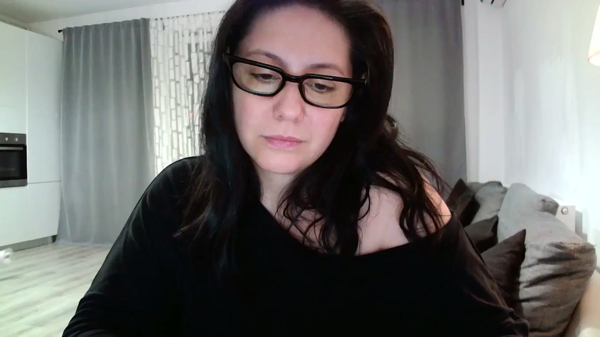 Gallery image thumbnail from SILKYWOMAN's myfreecams stream on, 05/22/2024, 20:43 image 19 of 20