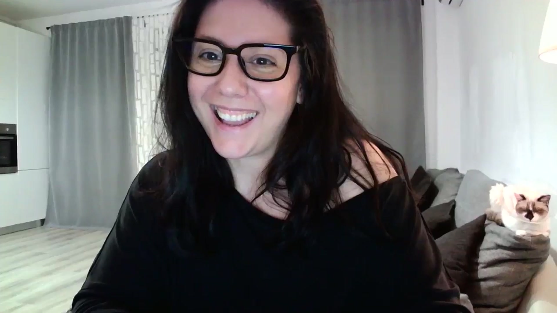 Gallery image thumbnail from SILKYWOMAN's myfreecams stream on, 05/22/2024, 20:43 image 2 of 20