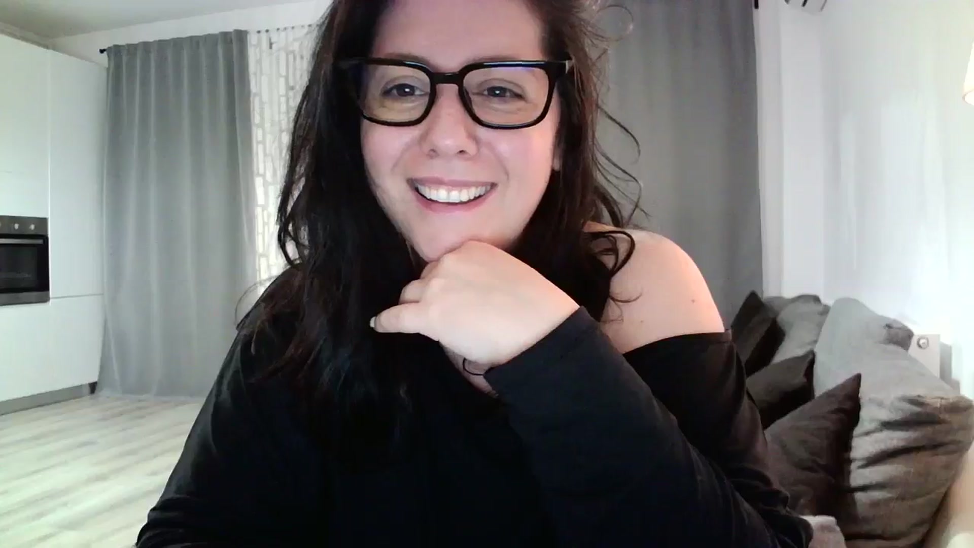 Gallery image thumbnail from SILKYWOMAN's myfreecams stream on, 05/22/2024, 20:43 image 8 of 20