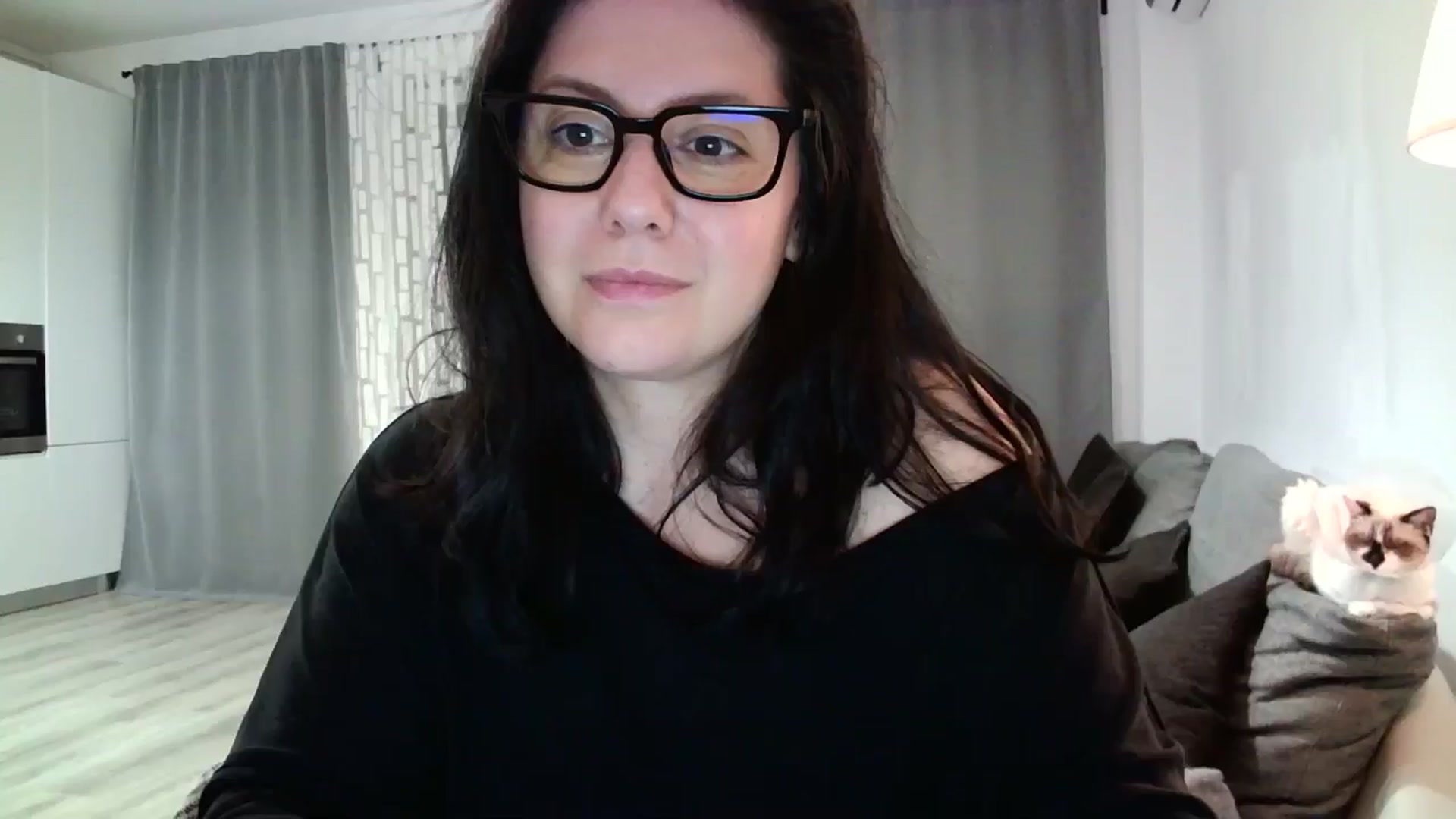 Gallery image thumbnail from SILKYWOMAN's myfreecams stream on, 05/22/2024, 20:43 image 1 of 20