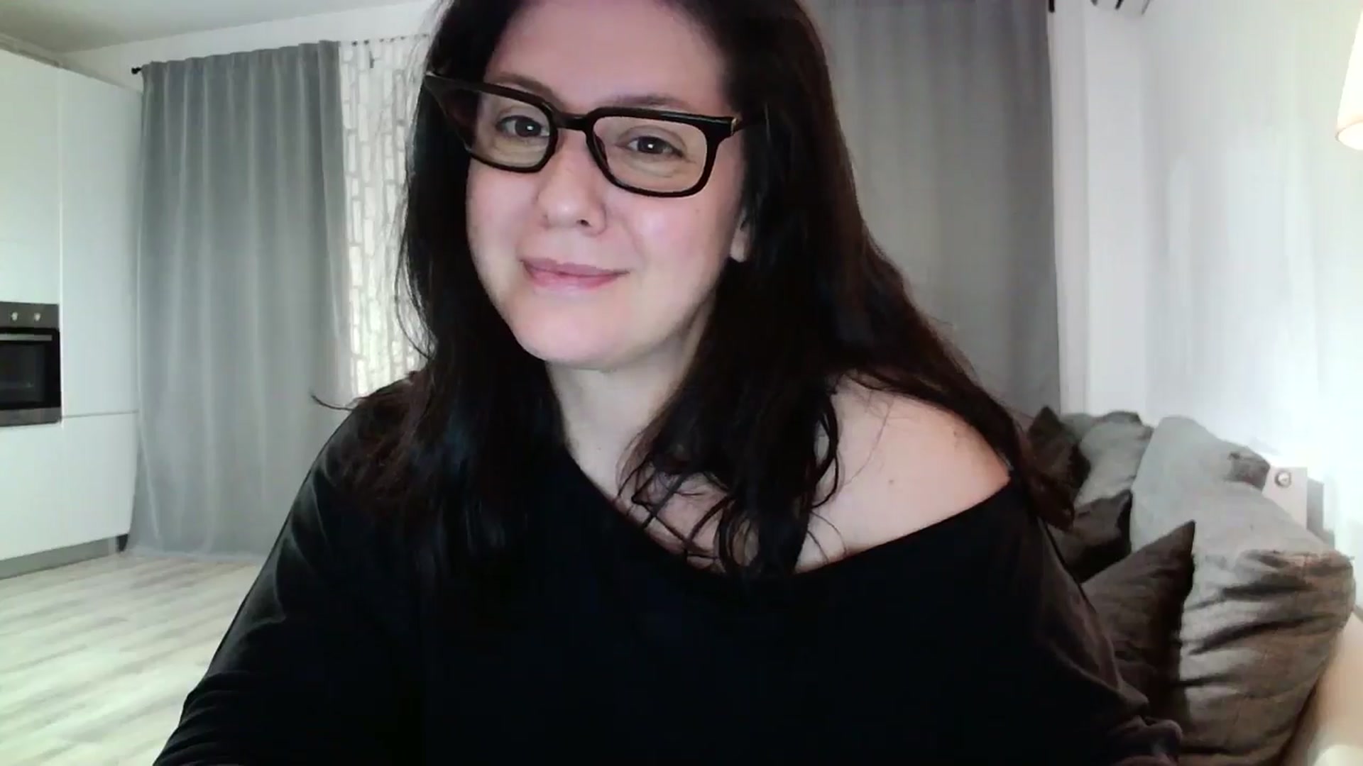Gallery image thumbnail from SILKYWOMAN's myfreecams stream on, 05/22/2024, 20:43 image 18 of 20