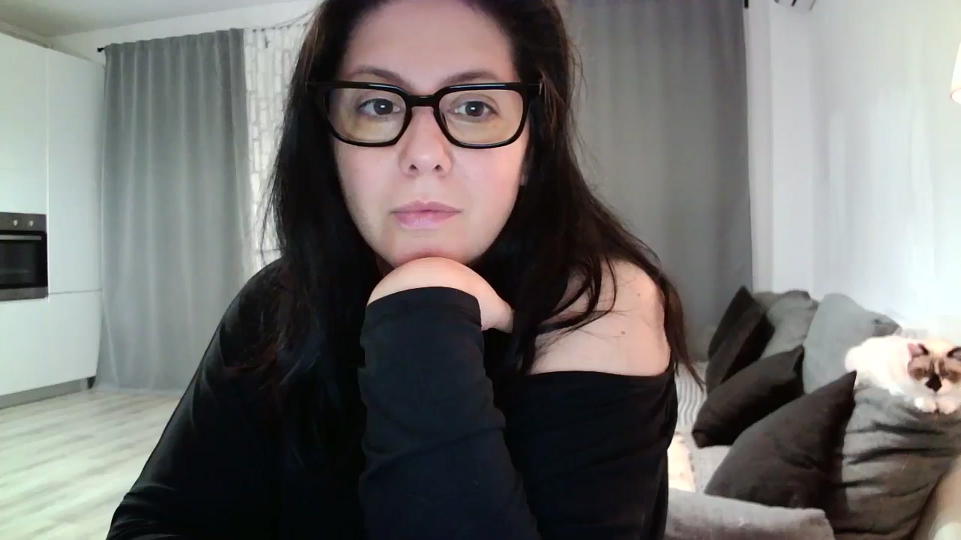 Gallery image thumbnail from SILKYWOMAN's myfreecams stream on, 05/22/2024, 20:43 image 7 of 20