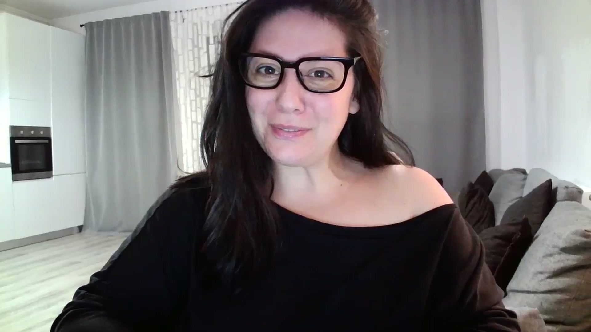 Gallery image thumbnail from SILKYWOMAN's myfreecams stream on, 05/24/2024, 20:03 image 2 of 20