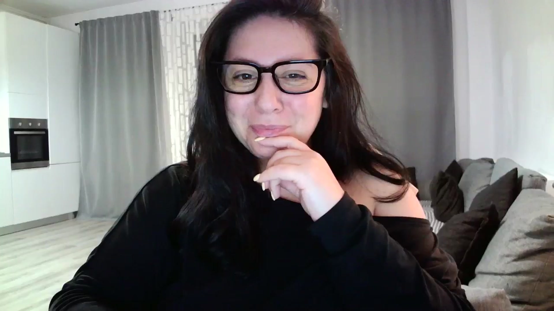 Gallery image thumbnail from SILKYWOMAN's myfreecams stream on, 05/24/2024, 20:03 image 15 of 20