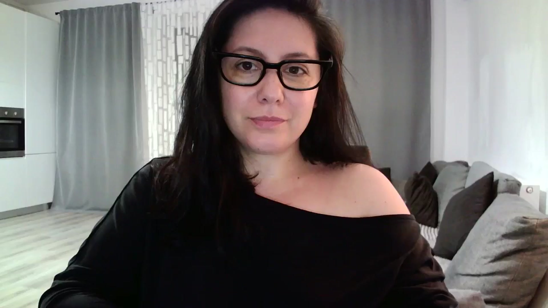 Gallery image thumbnail from SILKYWOMAN's myfreecams stream on, 05/24/2024, 21:45 image 12 of 20