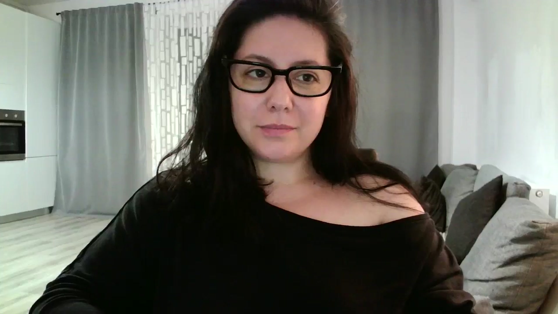 Gallery image thumbnail from SILKYWOMAN's myfreecams stream on, 05/24/2024, 21:45 image 18 of 20