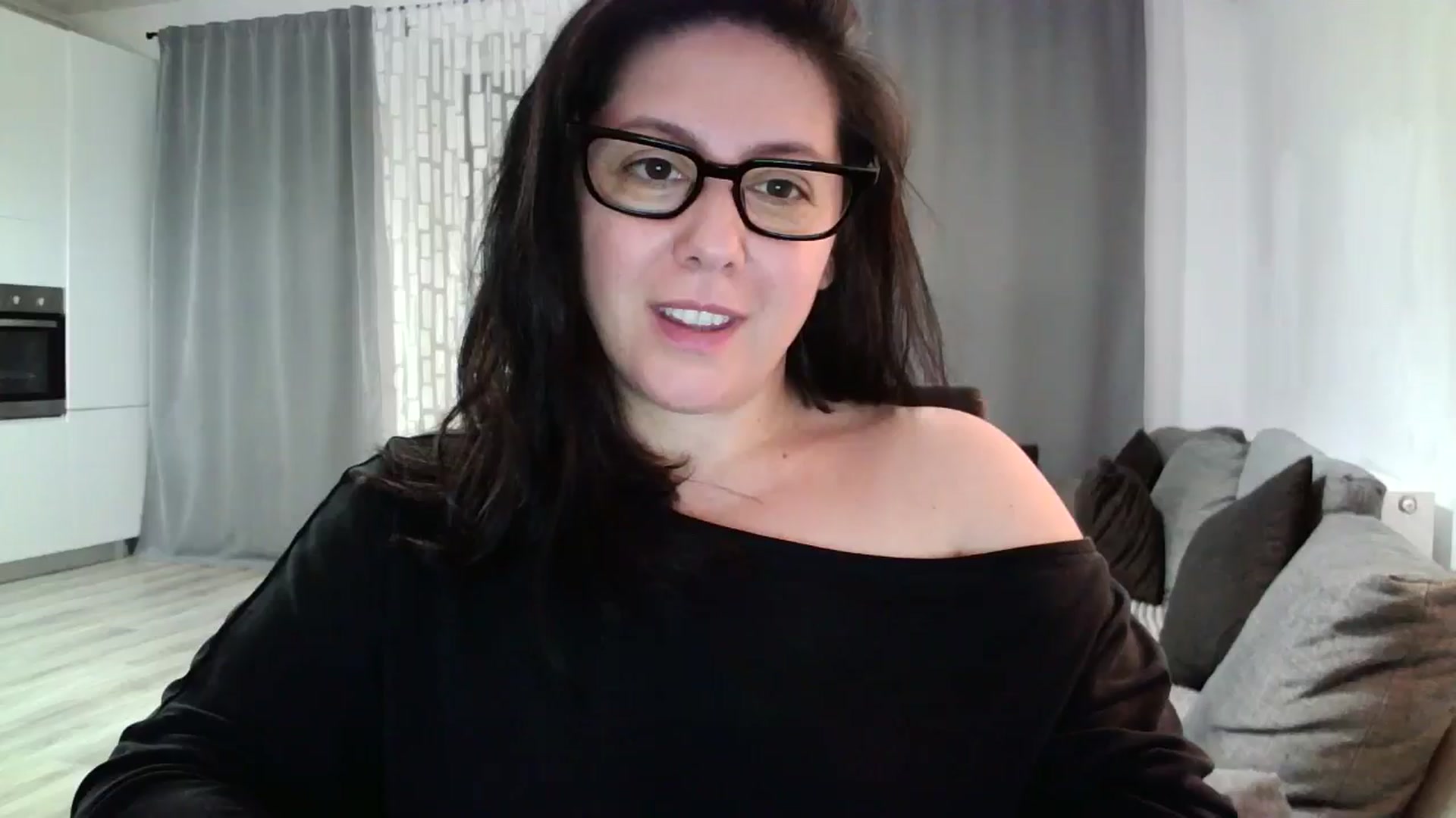 Gallery image thumbnail from SILKYWOMAN's myfreecams stream on, 05/24/2024, 21:45 image 10 of 20