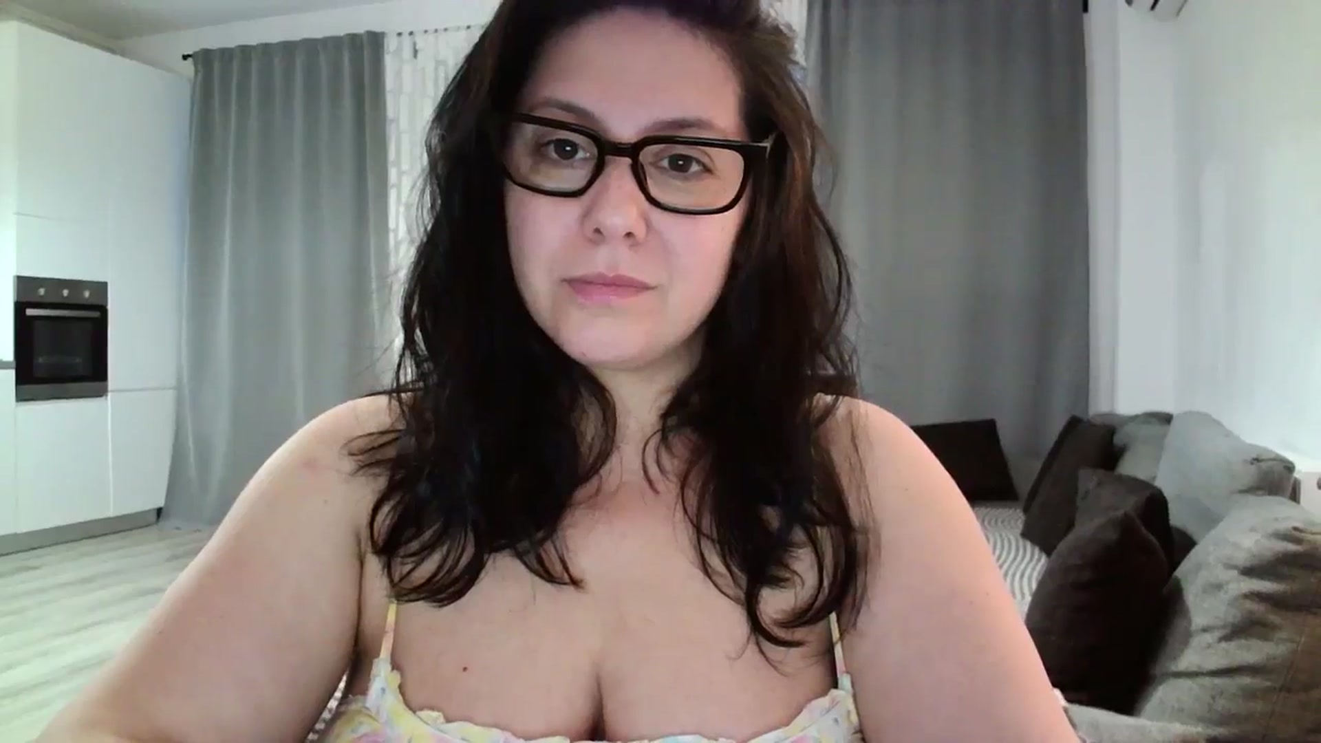 Gallery image thumbnail from SILKYWOMAN's myfreecams stream on, 05/28/2024, 18:44 image 3 of 20