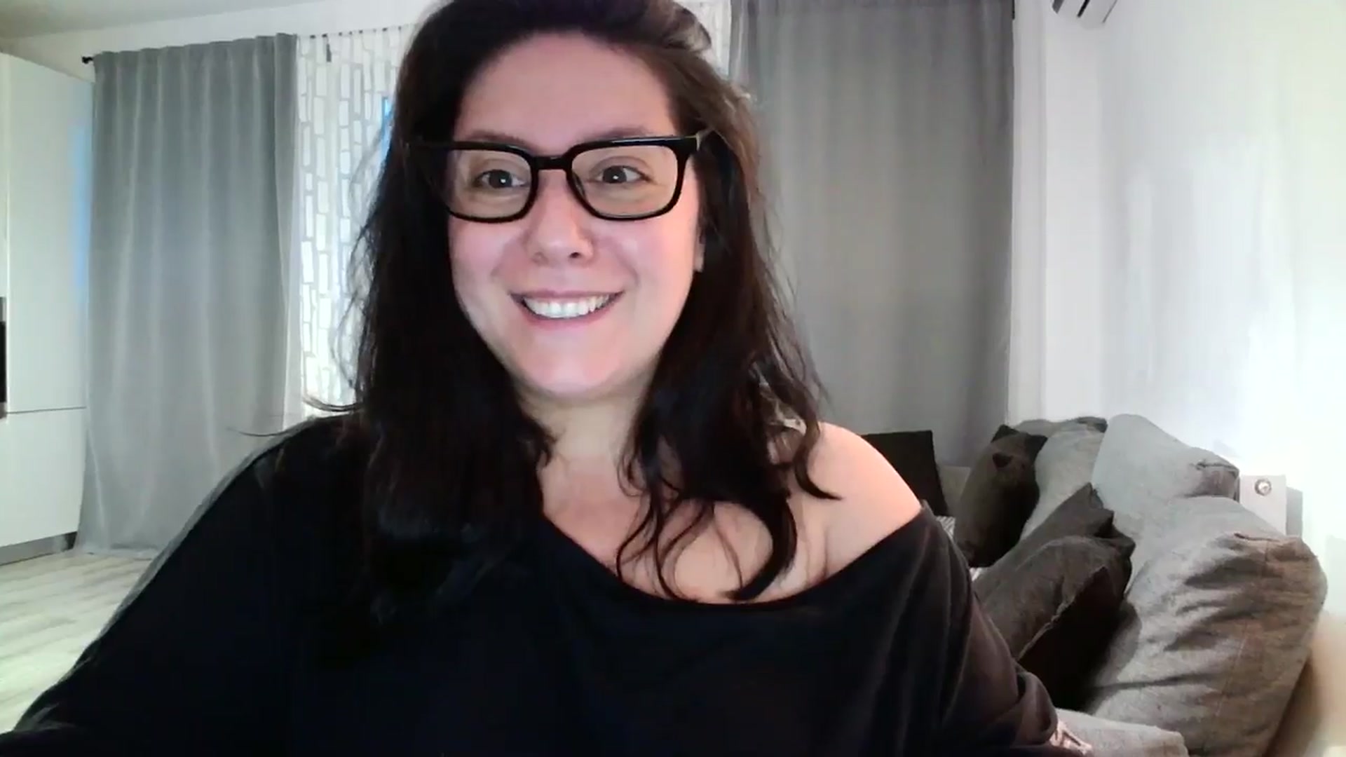 Gallery image thumbnail from SILKYWOMAN's myfreecams stream on, 05/29/2024, 18:09 image 13 of 20