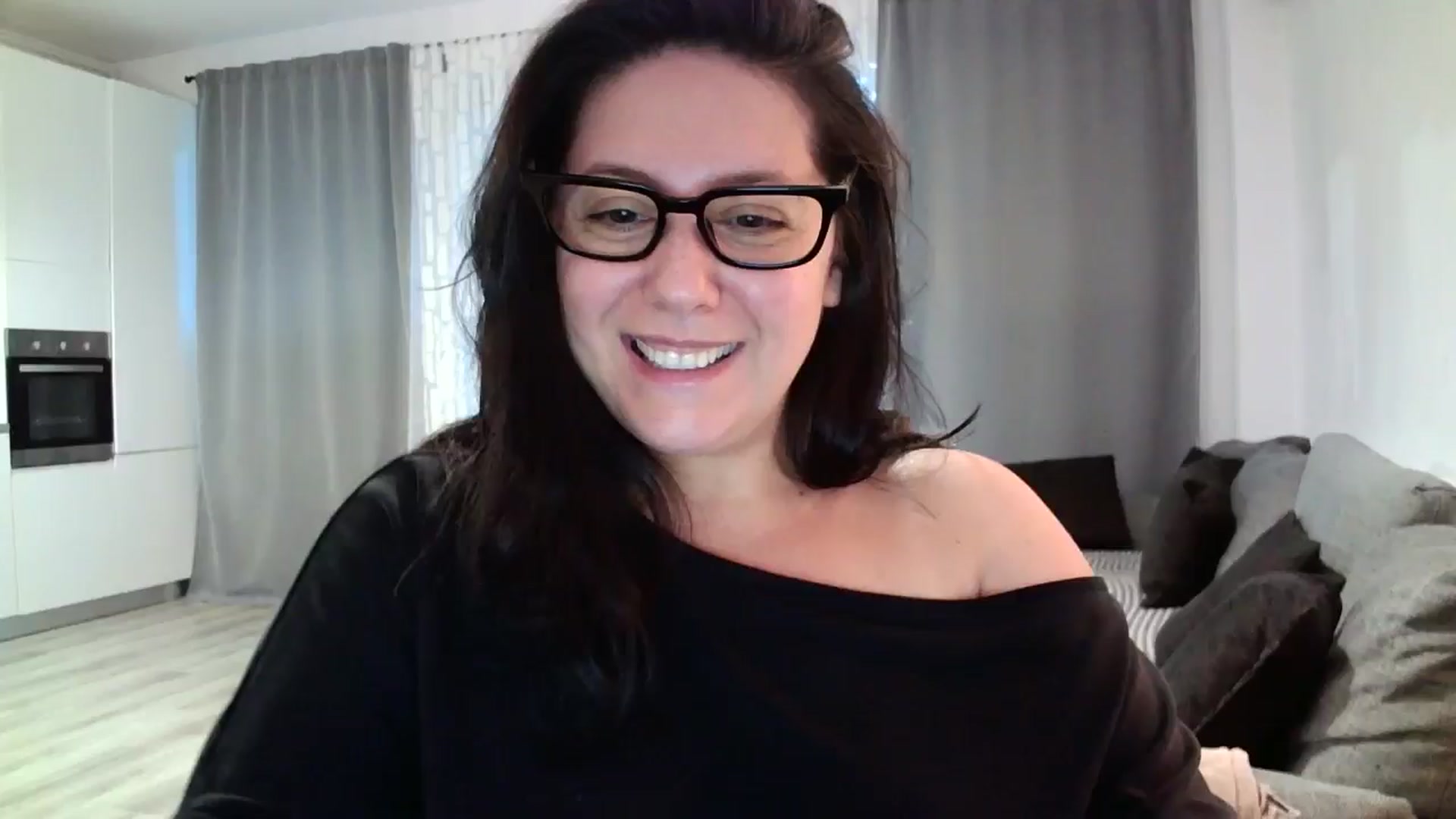 Gallery image thumbnail from SILKYWOMAN's myfreecams stream on, 05/29/2024, 18:09 image 8 of 20