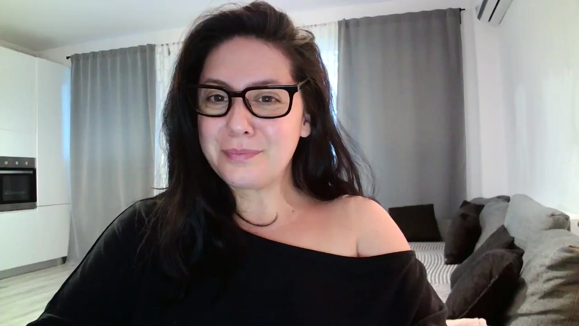 Gallery image thumbnail from SILKYWOMAN's myfreecams stream on, 05/29/2024, 18:09 image 5 of 20