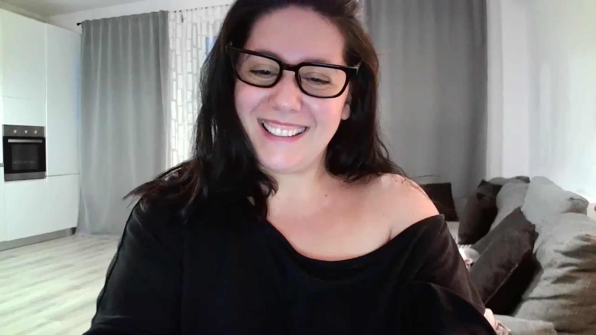 Gallery image thumbnail from SILKYWOMAN's myfreecams stream on, 05/29/2024, 18:09 image 18 of 20