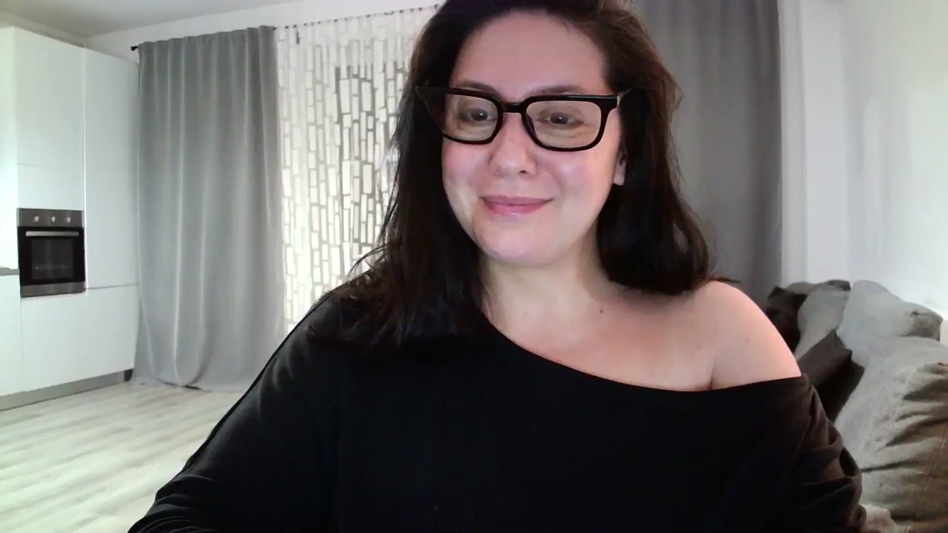 Gallery image thumbnail from SILKYWOMAN's myfreecams stream on, 05/29/2024, 19:41 image 18 of 20