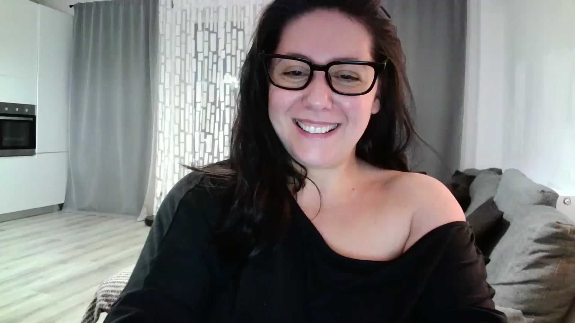 Gallery image thumbnail from SILKYWOMAN's myfreecams stream on, 05/29/2024, 19:41 image 1 of 20