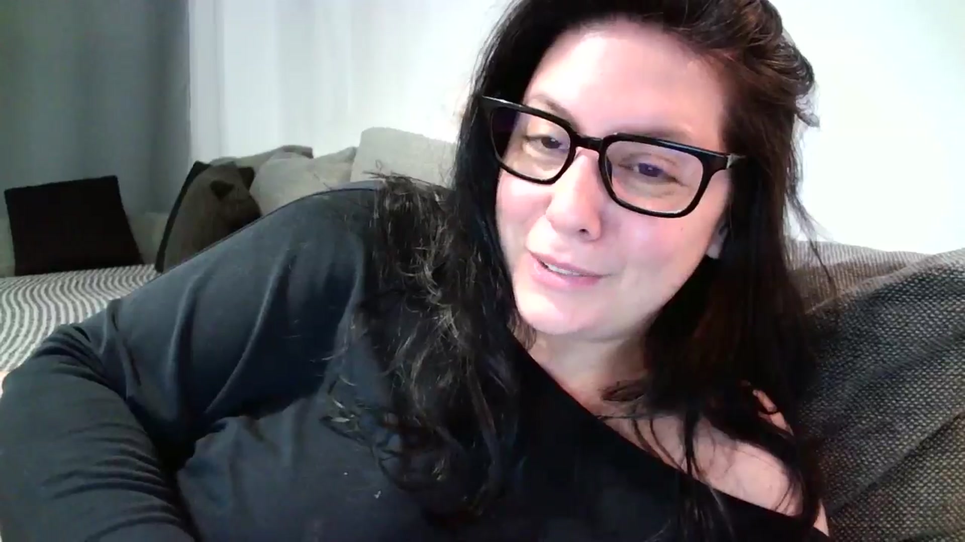 Gallery image thumbnail from SILKYWOMAN's myfreecams stream on, 05/29/2024, 20:43 image 17 of 20