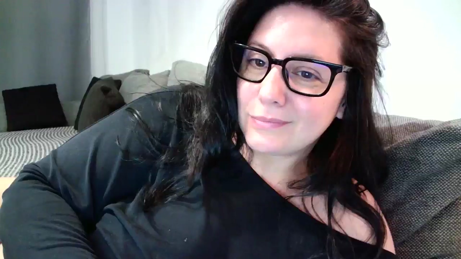 Gallery image thumbnail from SILKYWOMAN's myfreecams stream on, 05/29/2024, 20:43 image 16 of 20