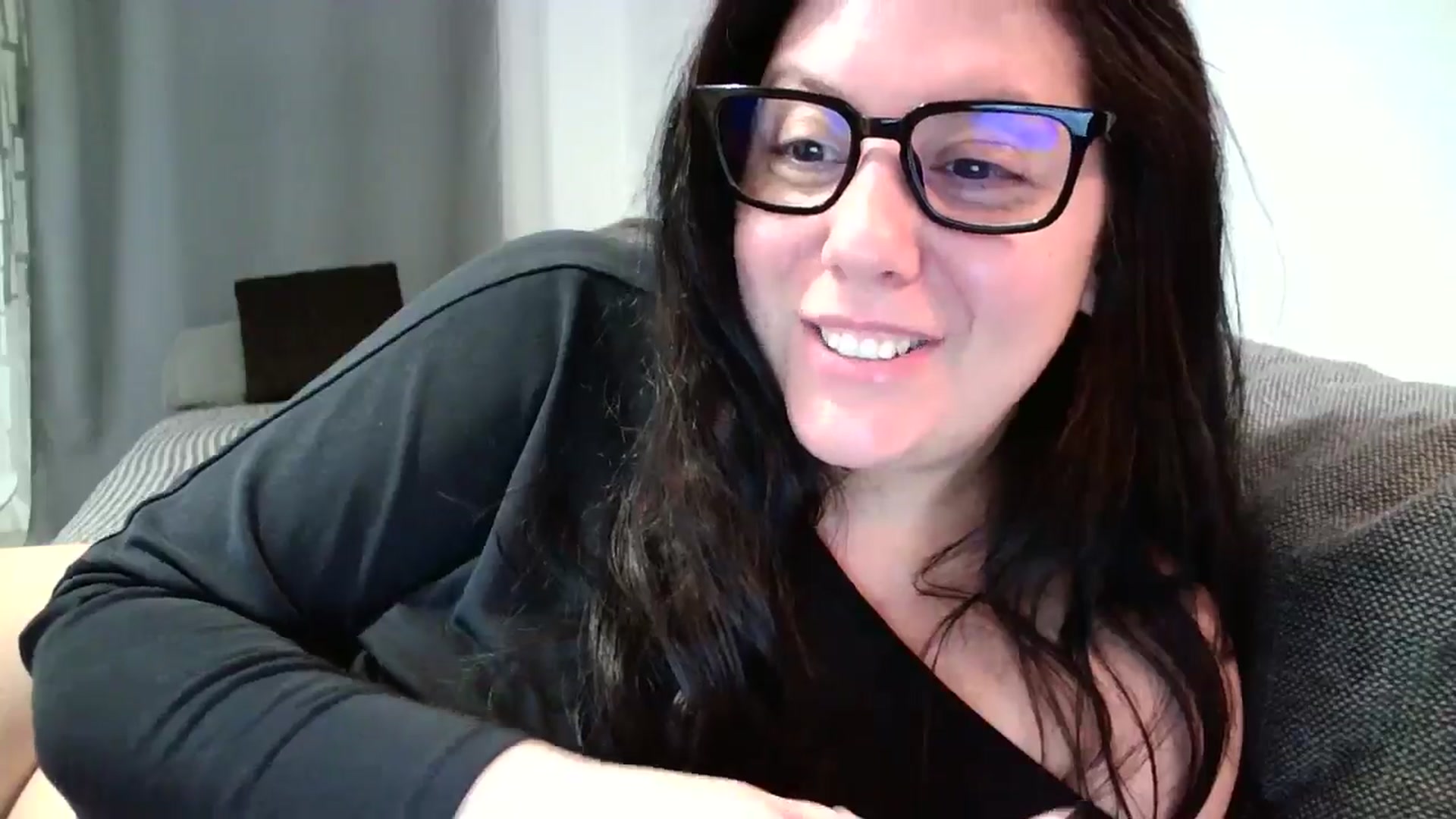 Gallery image thumbnail from SILKYWOMAN's myfreecams stream on, 05/29/2024, 20:43 image 19 of 20