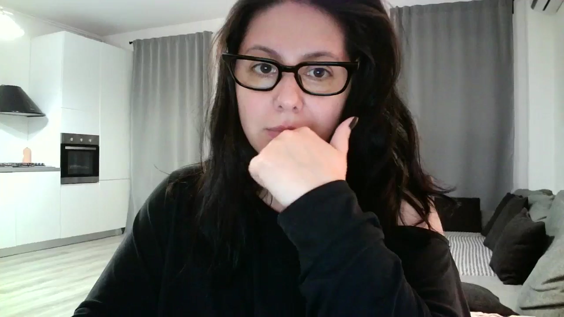 Gallery image thumbnail from SILKYWOMAN's myfreecams stream on, 06/01/2024, 21:32 image 20 of 20