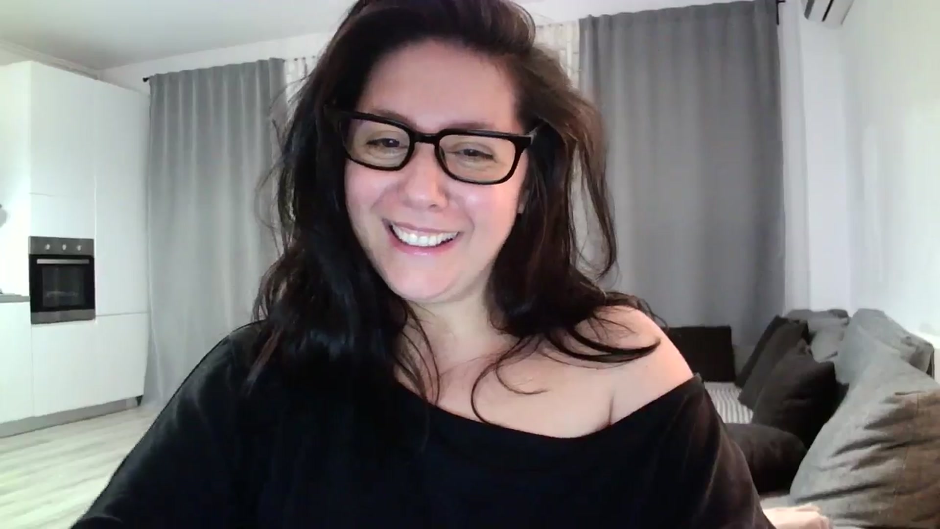 Gallery image thumbnail from SILKYWOMAN's myfreecams stream on, 06/01/2024, 21:32 image 6 of 20