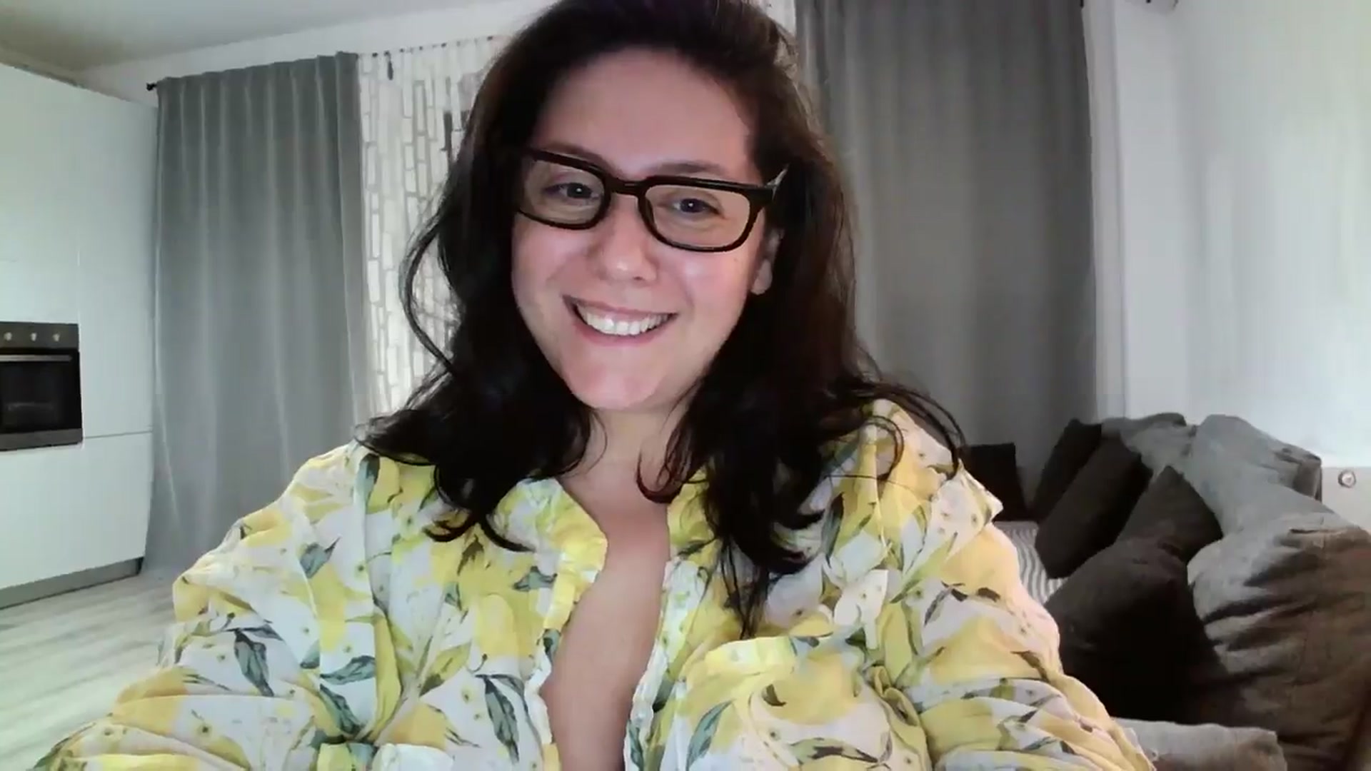 Gallery image thumbnail from SILKYWOMAN's myfreecams stream on, 06/02/2024, 18:46 image 9 of 20