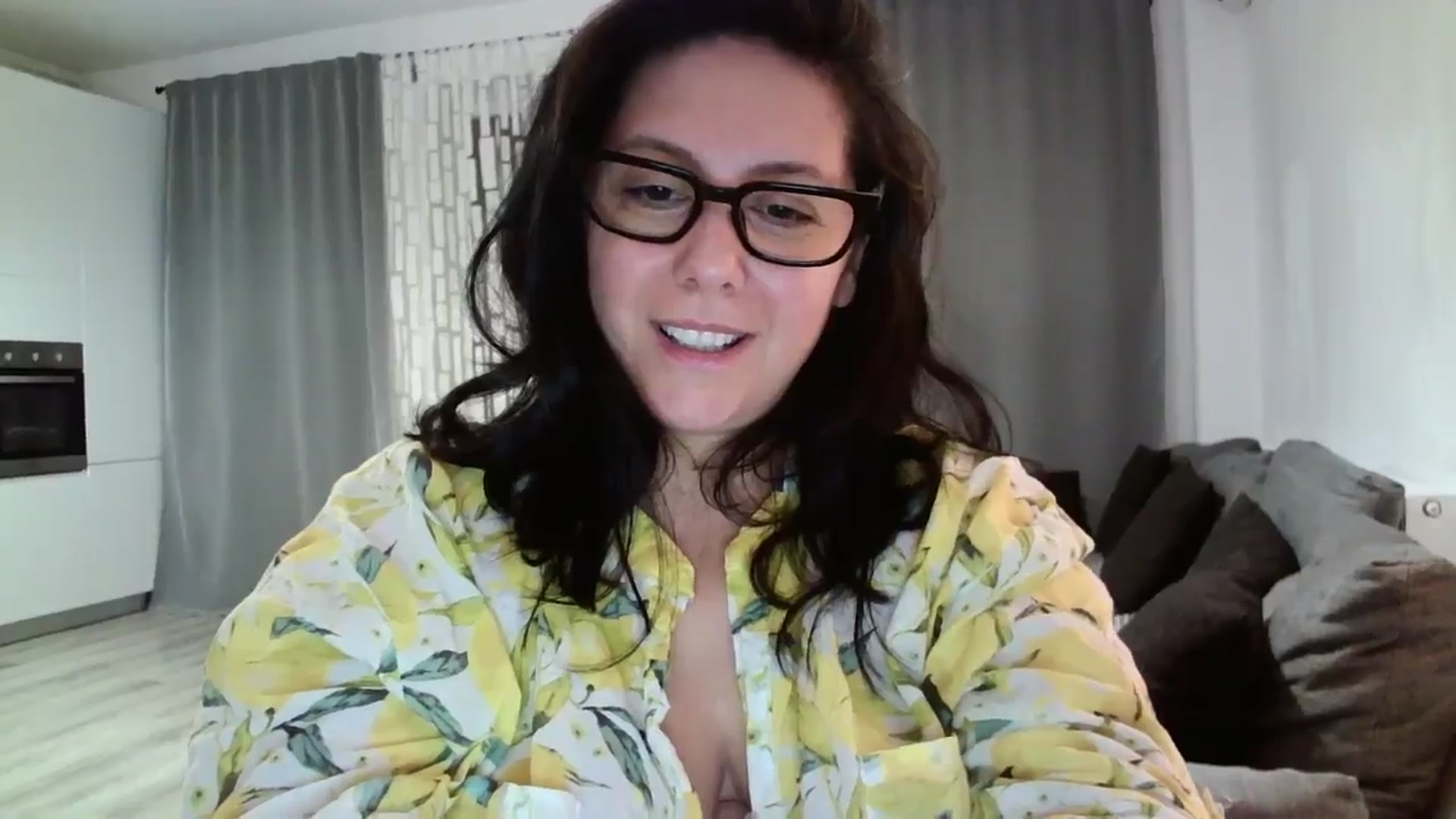 Gallery image thumbnail from SILKYWOMAN's myfreecams stream on, 06/02/2024, 18:46 image 4 of 20