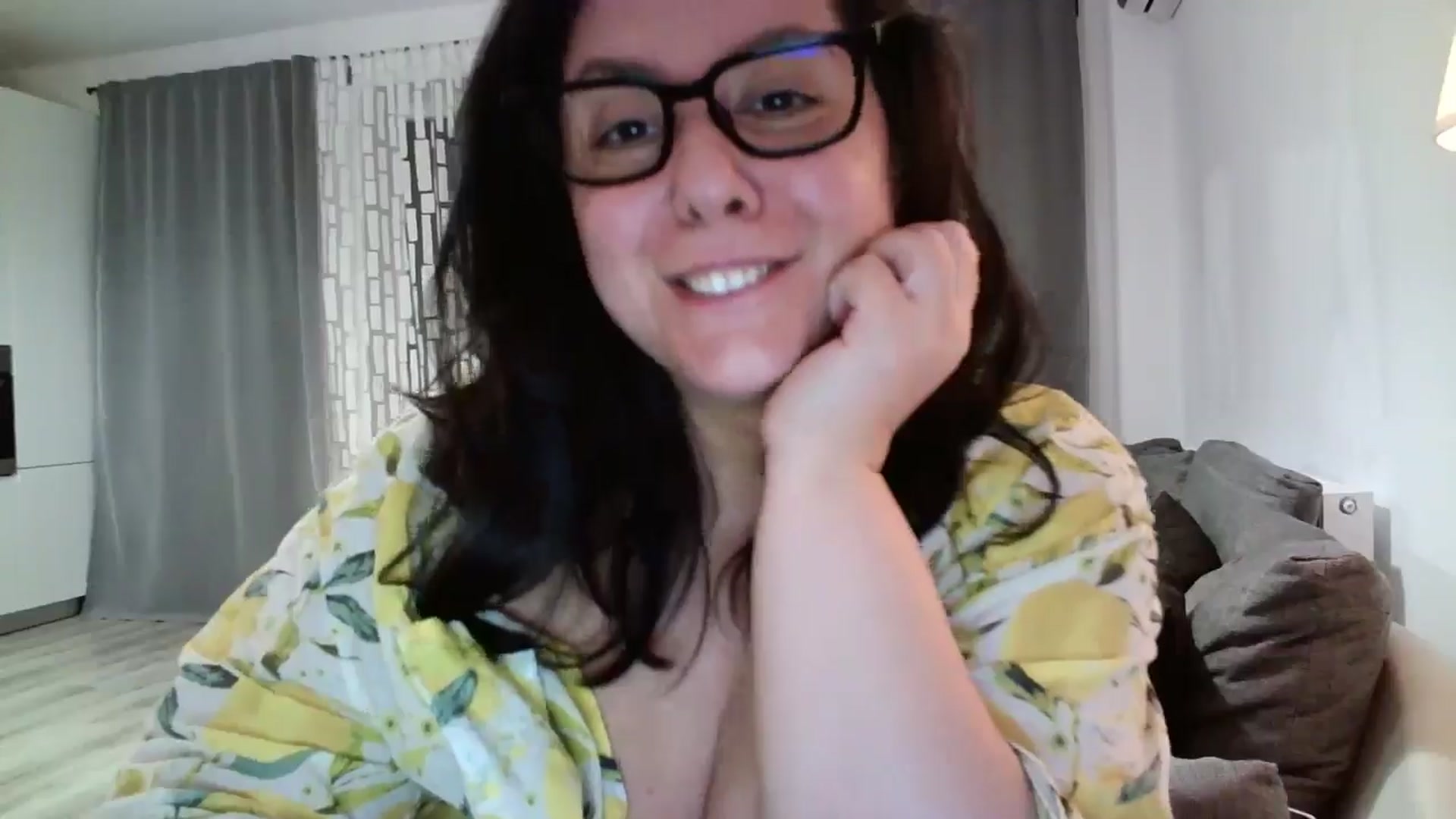 Gallery image thumbnail from SILKYWOMAN's myfreecams stream on, 06/02/2024, 18:46 image 14 of 20