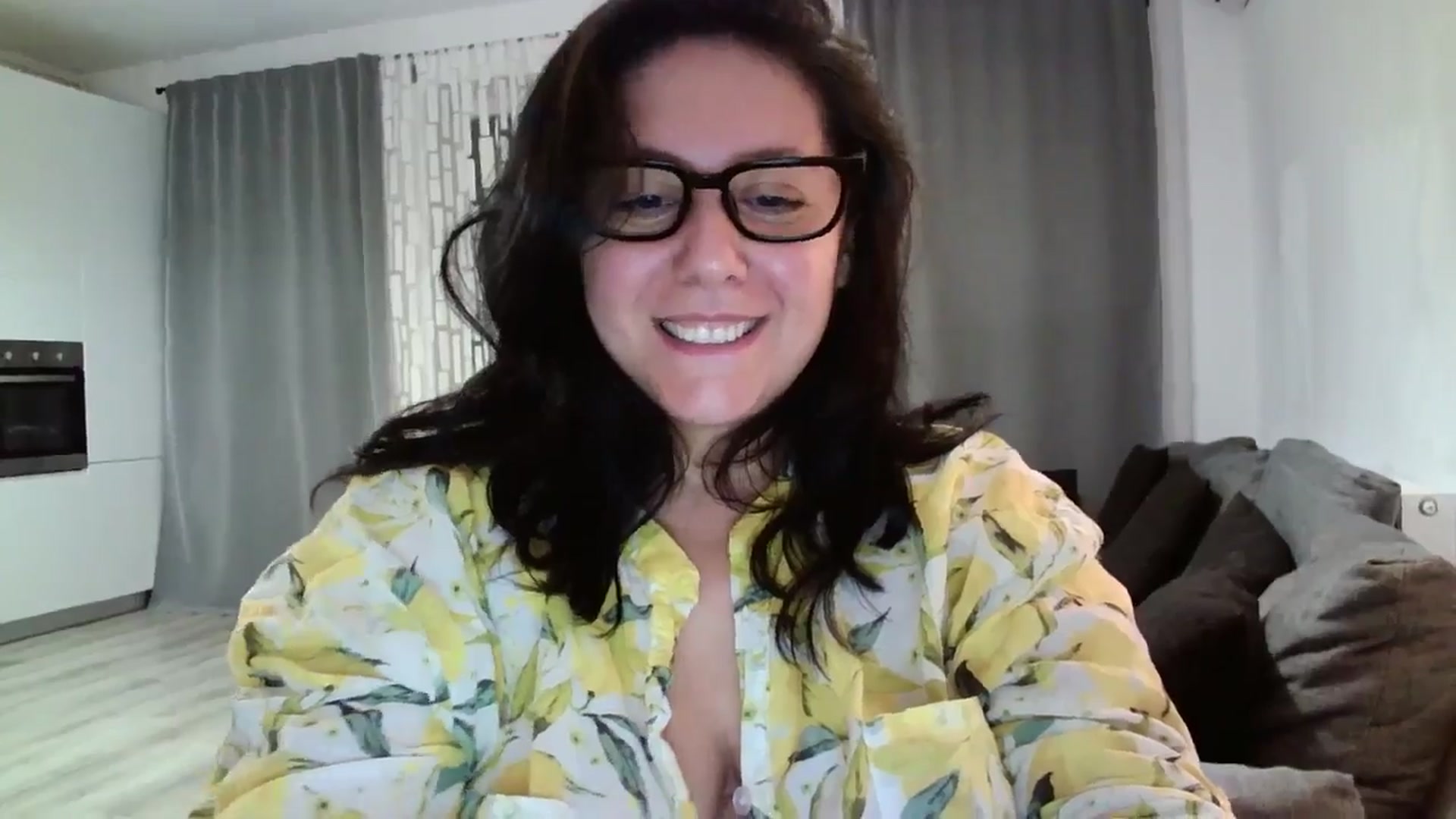 Gallery image thumbnail from SILKYWOMAN's myfreecams stream on, 06/02/2024, 18:46 image 7 of 20