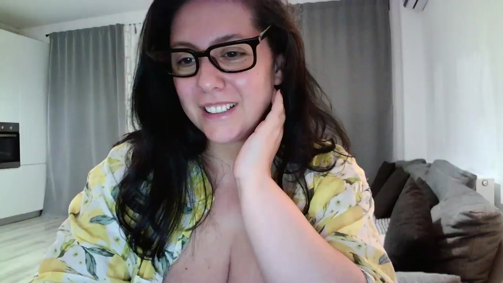 Gallery image thumbnail from SILKYWOMAN's myfreecams stream on, 06/02/2024, 21:16 image 7 of 20