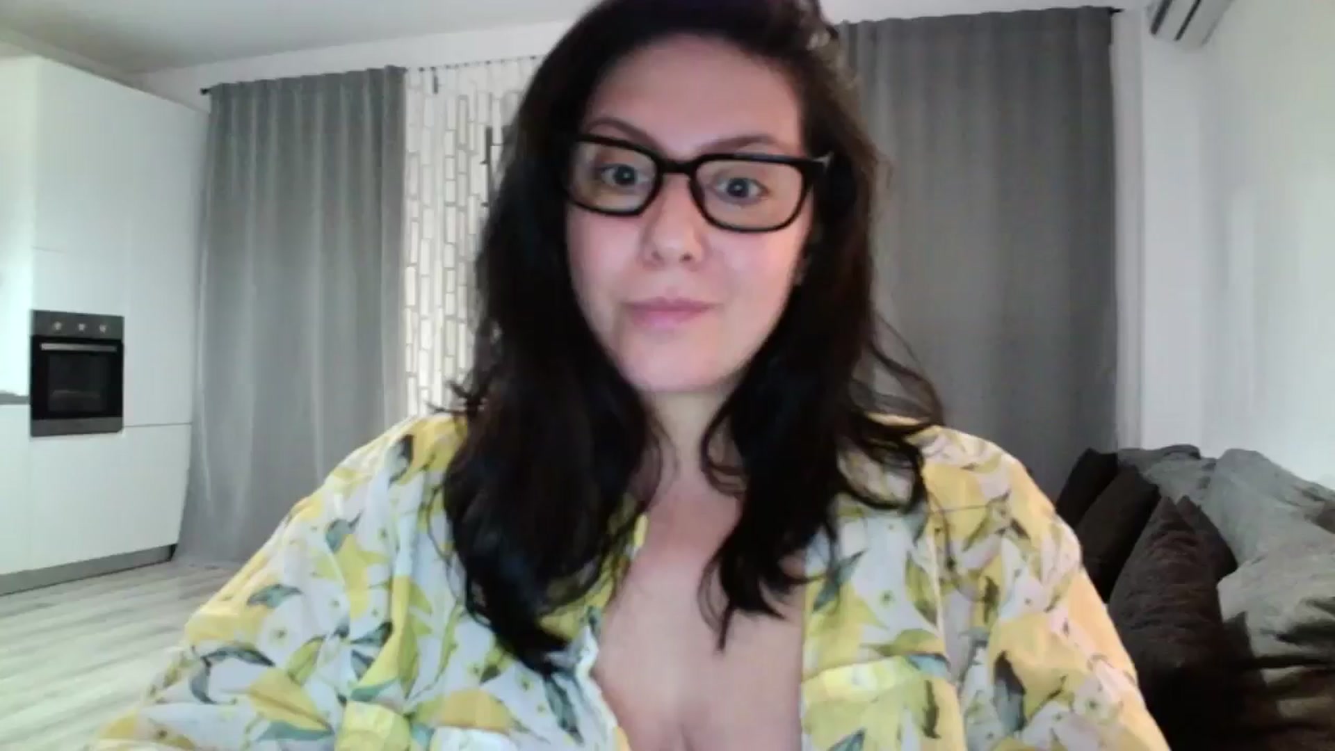 Gallery image thumbnail from SILKYWOMAN's myfreecams stream on, 06/02/2024, 21:16 image 18 of 20