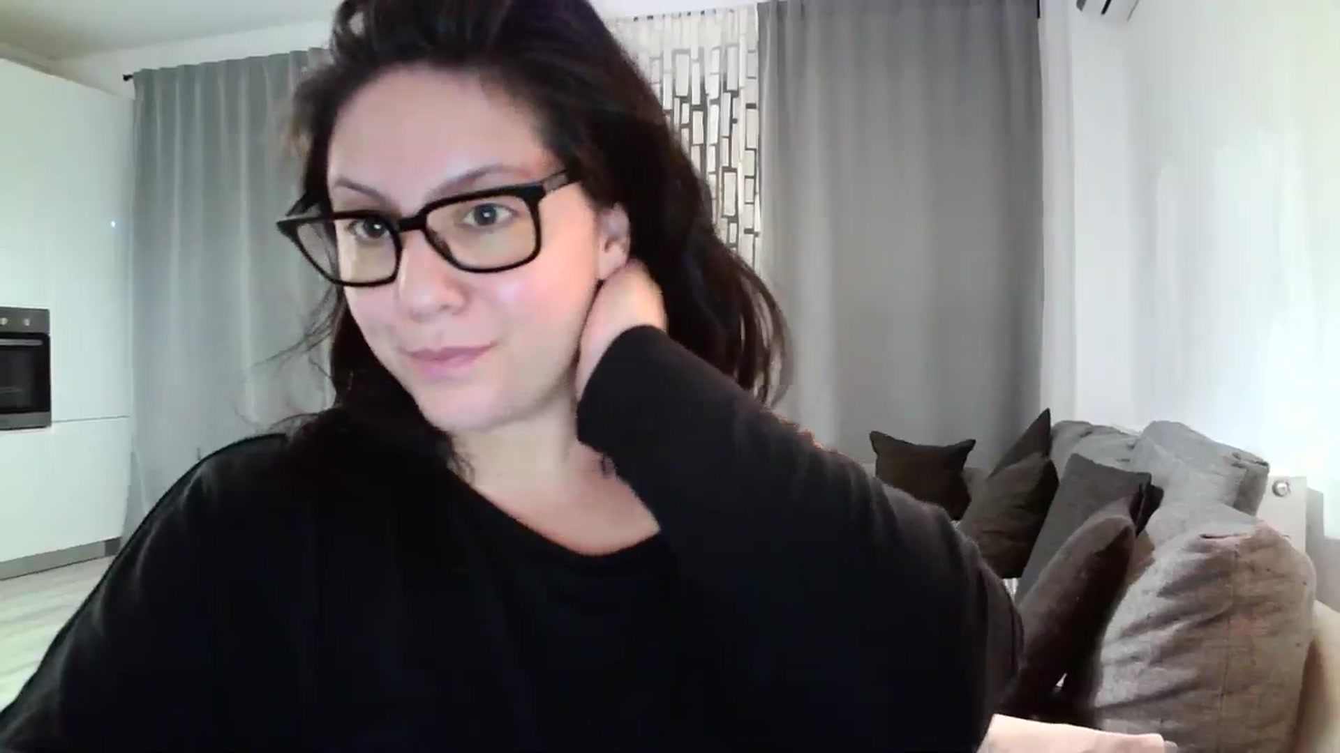 Gallery image thumbnail from SILKYWOMAN's myfreecams stream on, 06/04/2024, 18:55 image 14 of 20